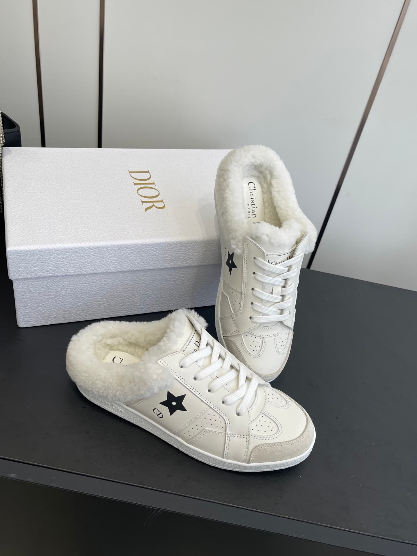D5726 🏧𝐃𝐢𝐨𝐫 Dioxi’s new autumn/winter collection – woolen shoes with a thin sole and semi-towable design. Classic, elegant, and comfortable; they look great when worn, and truly reflect one’s style. It’s a top-tier product! — image 7