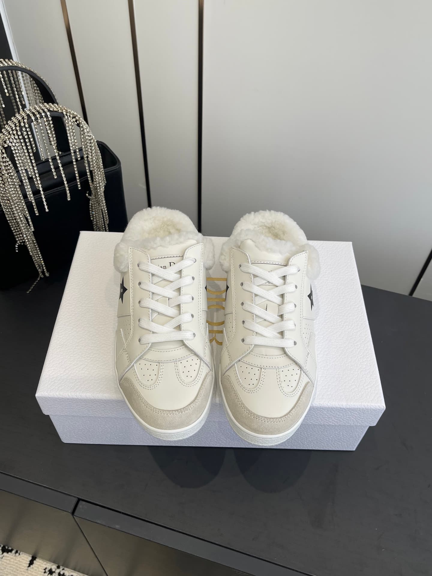 D5726 🏧𝐃𝐢𝐨𝐫 Dioxi’s new autumn/winter collection – woolen shoes with a thin sole and semi-towable design. Classic, elegant, and comfortable; they look great when worn, and truly reflect one’s style. It’s a top-tier product! — image 2