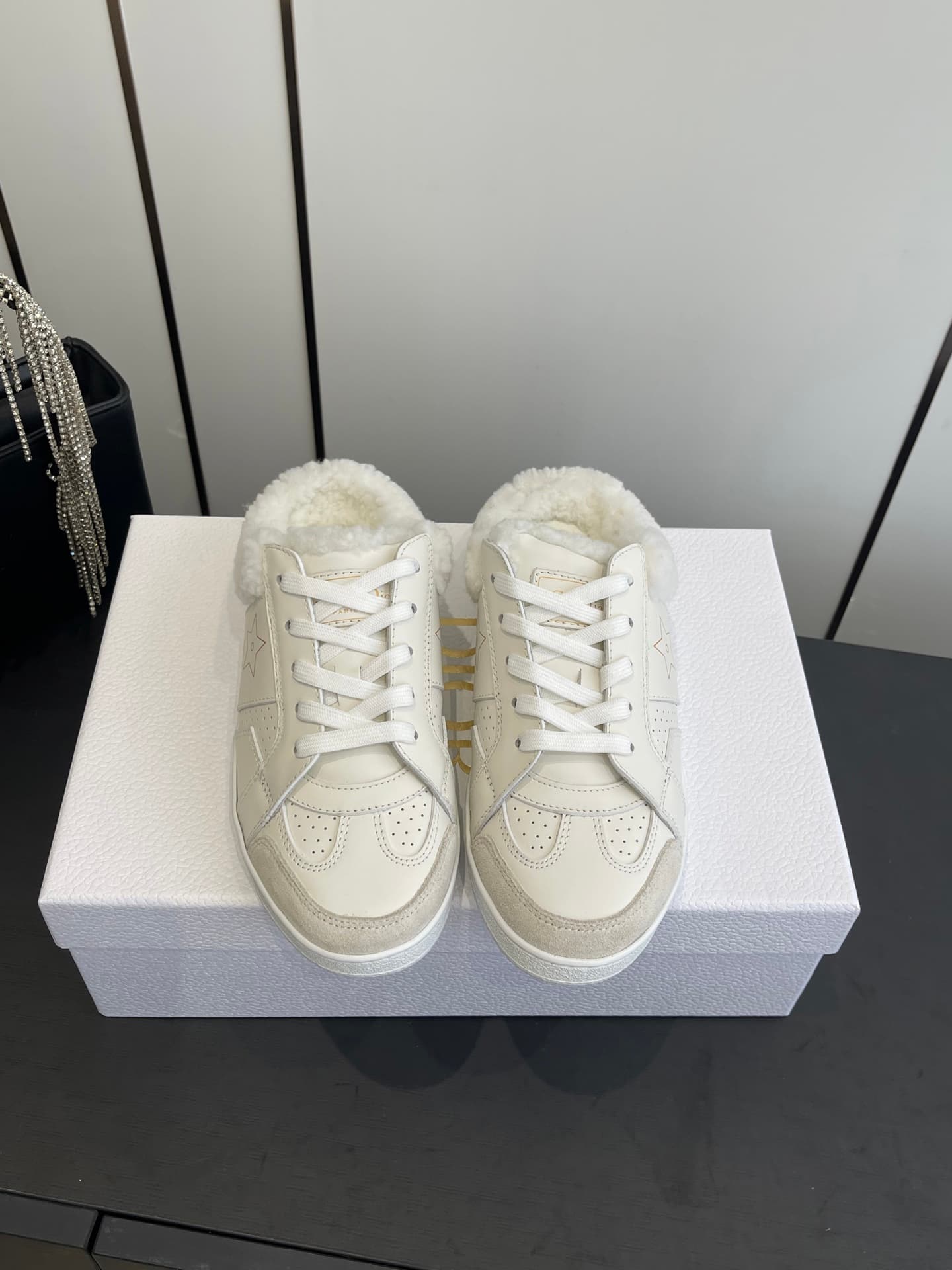 D5725 🏧𝐃𝐢𝐨𝐫 Dioxo autumn/winter new model – woolen shoes with a thin sole and semi-tramp style. Classic, elegant, and comfortable; they look great when worn, and enhance one’s style. It’s a top-quality version, developed in its original form! — image 2