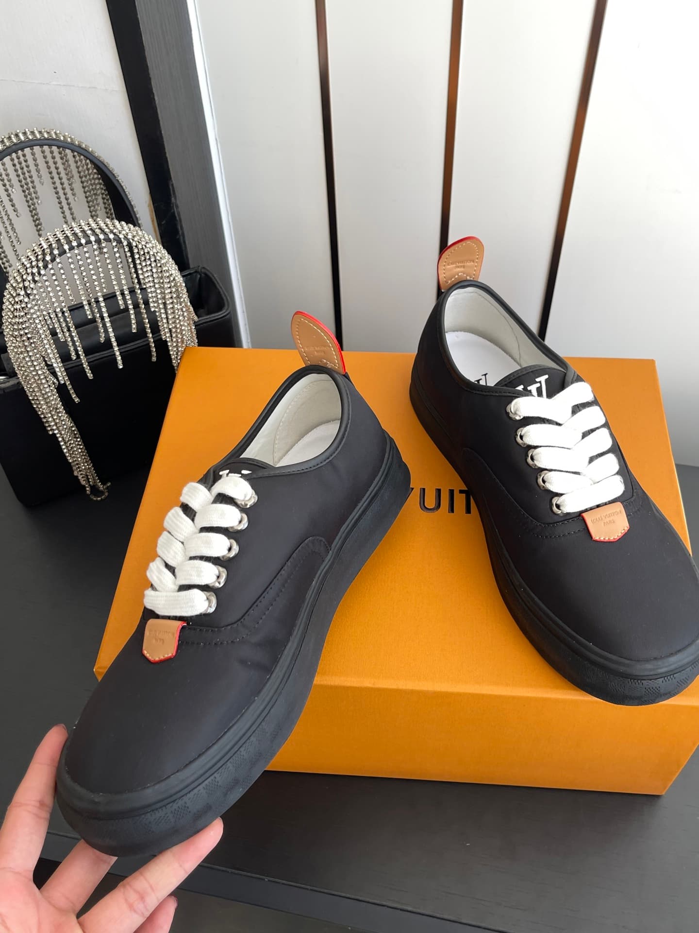 D9103 🏧𝐋𝐕 Louis Vuitton 2027 spring/summer runway model LV Combi flat shoes, canvas printed casual shoes💁‍♂️ Men’s board shoes. — image 3