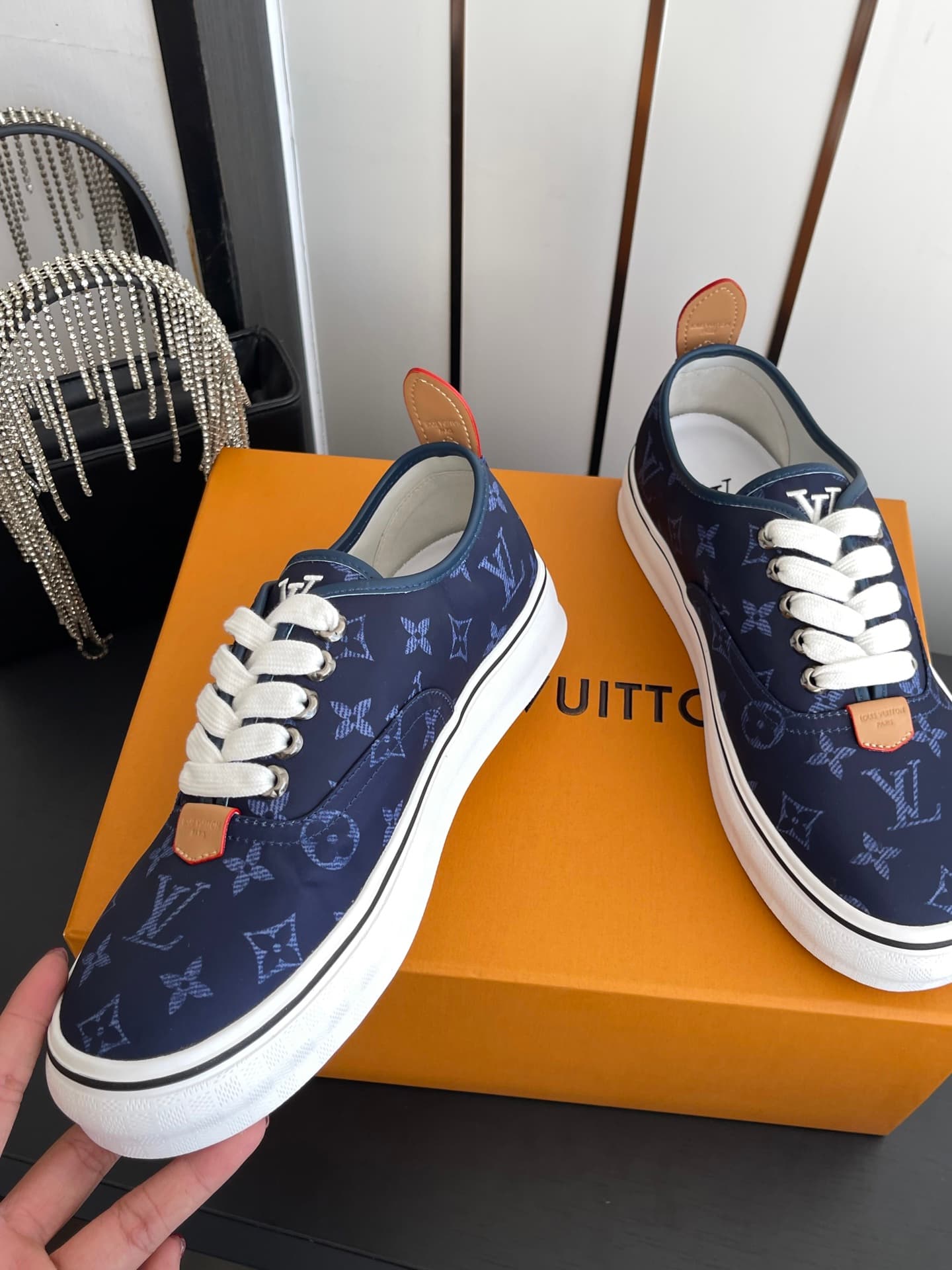 D9106 🏧𝐋𝐕 Louis Vuitton 2027 spring/summer collection – LV Combi flat shoes with canvas prints, casual shoes💁‍♂️ Men’s board shoes. — image 3