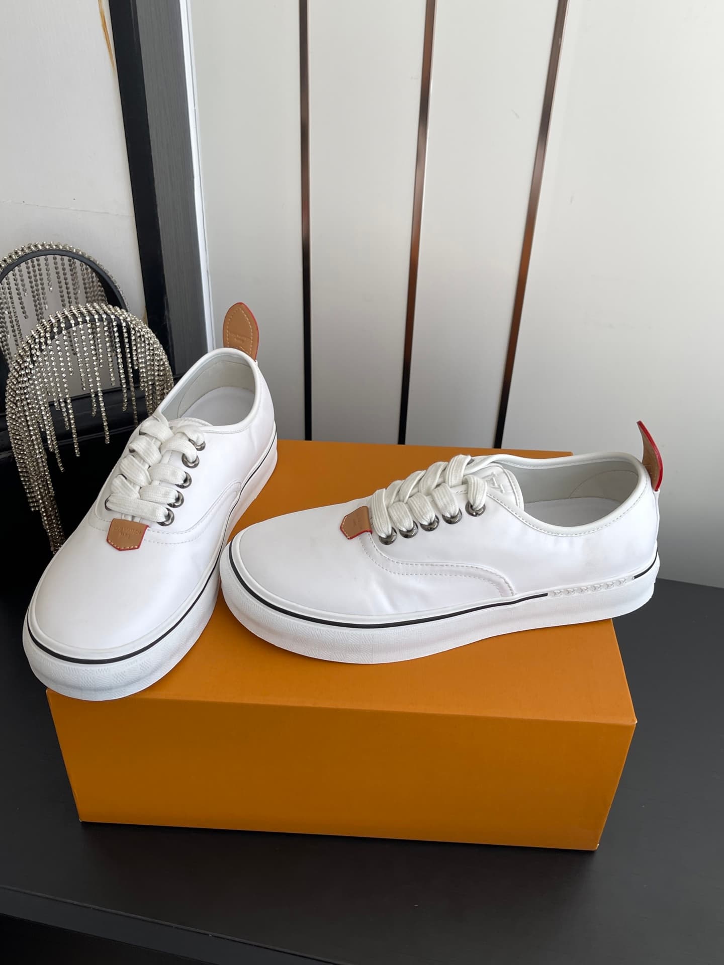 D9133 🏧𝐋𝐕 Louis Vuitton 2027 spring/summer collection – LV Combi flat shoes with canvas prints and casual design💁‍♂️ Men’s board shoes. — image 7