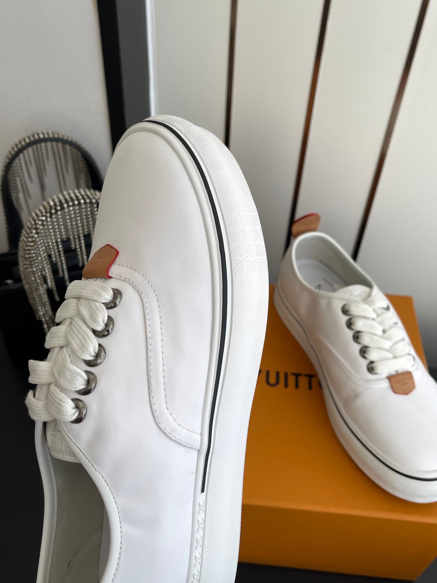 D9133 🏧𝐋𝐕 Louis Vuitton 2027 spring/summer collection – LV Combi flat shoes with canvas prints and casual design💁‍♂️ Men’s board shoes. — image 5
