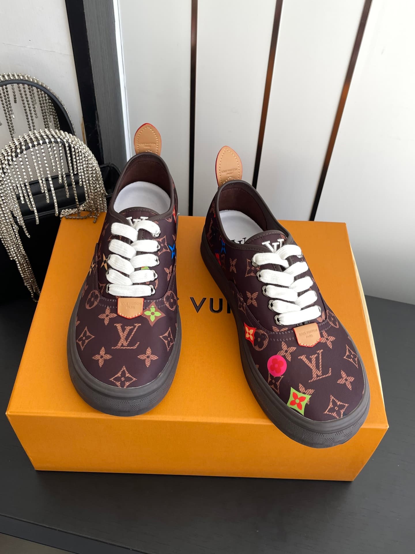 D9105 🏧𝐋𝐕 Louis Vuitton 2027 spring/summer runway model LV Combi flat shoes, canvas print casual shoes💁‍♂️ Men’s board shoes. — image 6