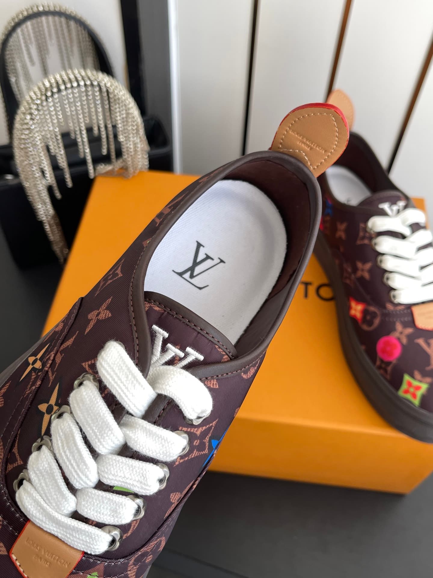 D9105 🏧𝐋𝐕 Louis Vuitton 2027 spring/summer runway model LV Combi flat shoes, canvas print casual shoes💁‍♂️ Men’s board shoes. — image 4