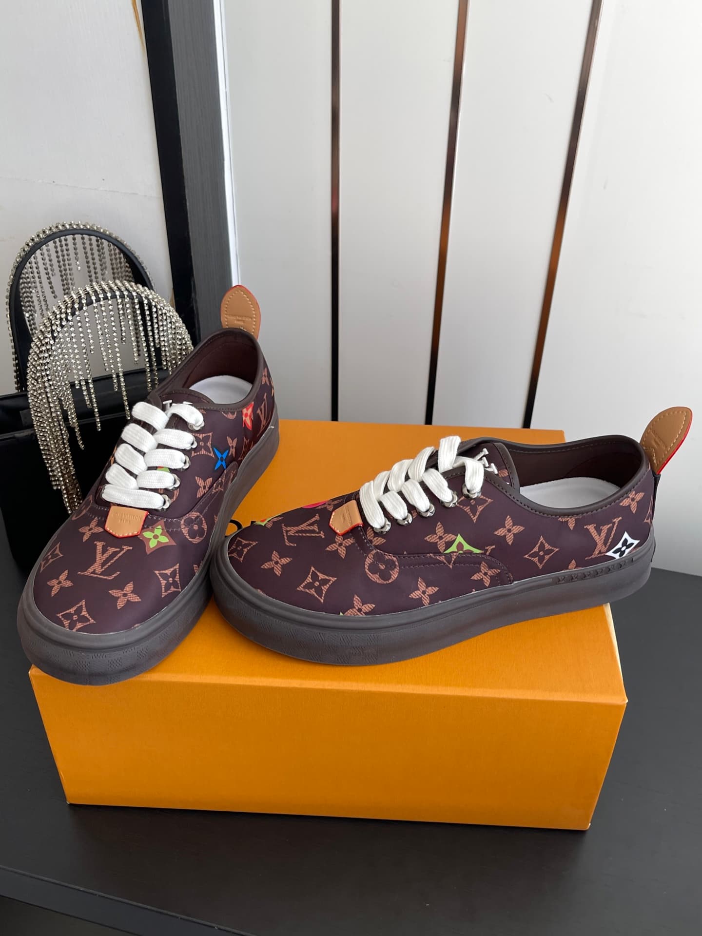 D9105 🏧𝐋𝐕 Louis Vuitton 2027 spring/summer runway model LV Combi flat shoes, canvas print casual shoes💁‍♂️ Men’s board shoes. — image 7