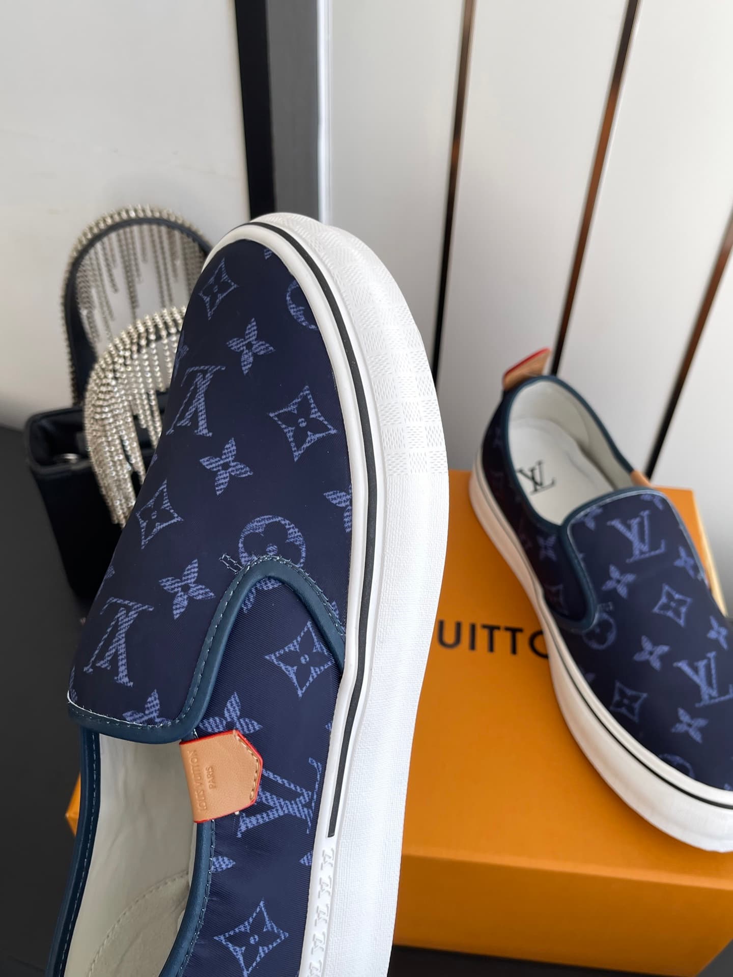 D9117 🏧𝐋𝐕 Louis Vuitton 2027 spring/summer runway version LV Combi flat shoes, canvas printed casual shoes💁‍♂️ Men’s board shoes. — image 5