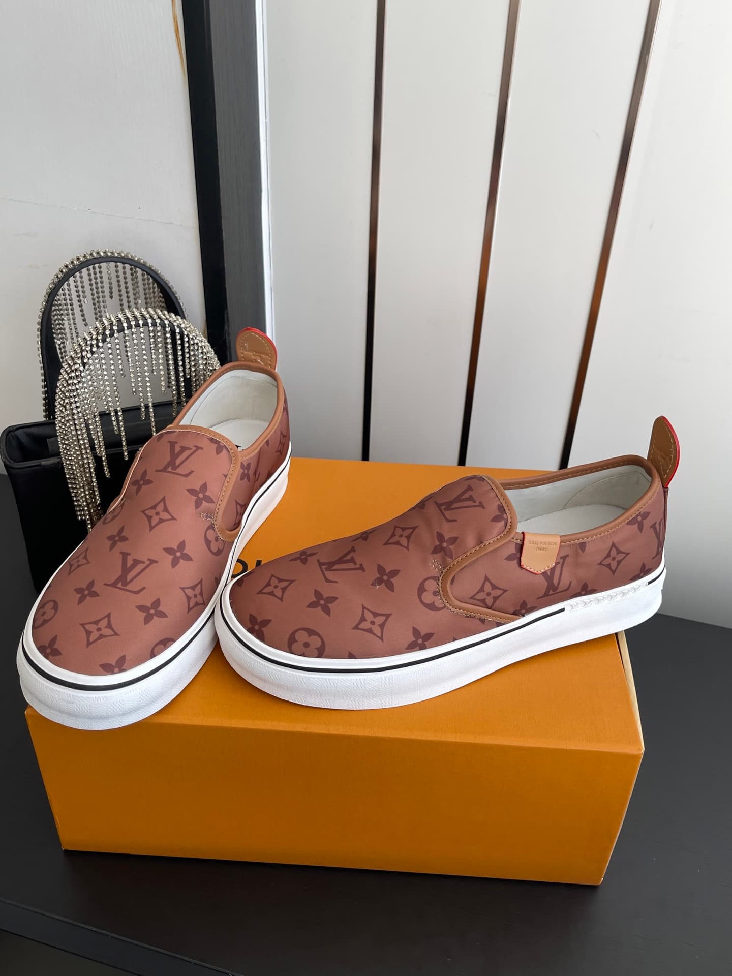 D9112 🏧𝐋𝐕 Louis Vuitton 2027 spring/summer collection – LV Combi flat shoes with canvas prints and casual design💁‍♂️ Men’s board shoes. — image 7