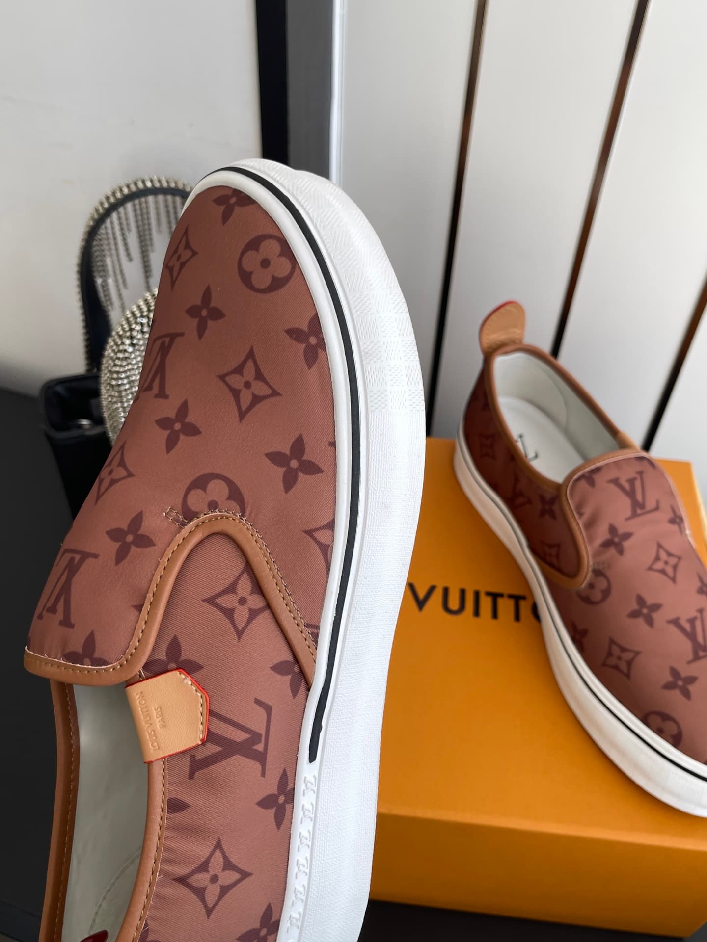 D9112 🏧𝐋𝐕 Louis Vuitton 2027 spring/summer collection – LV Combi flat shoes with canvas prints and casual design💁‍♂️ Men’s board shoes. — image 5