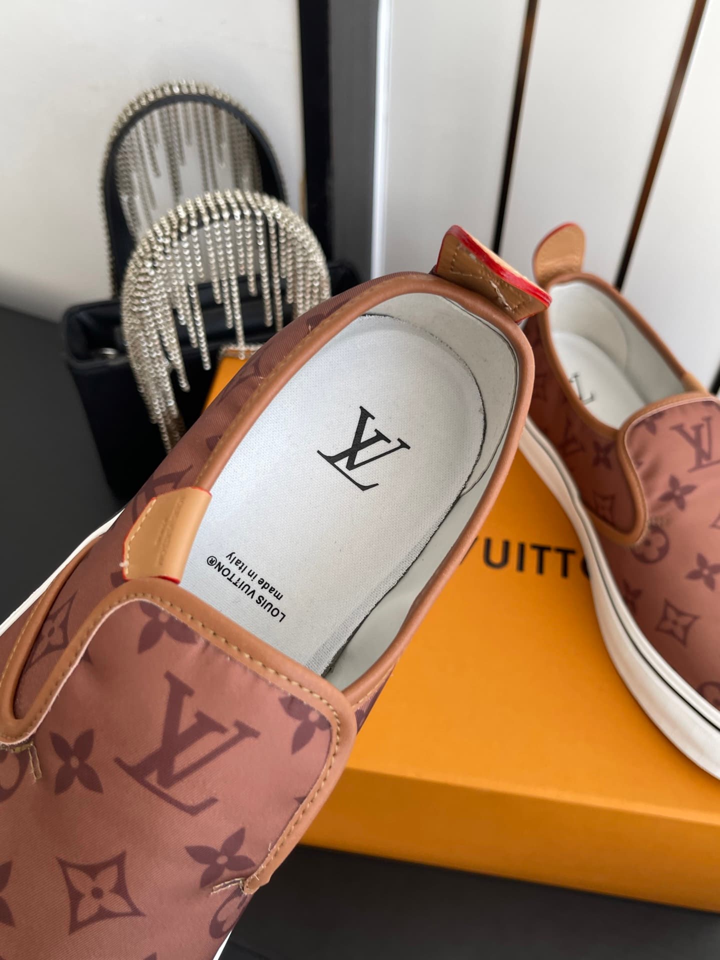 D9112 🏧𝐋𝐕 Louis Vuitton 2027 spring/summer collection – LV Combi flat shoes with canvas prints and casual design💁‍♂️ Men’s board shoes. — image 4