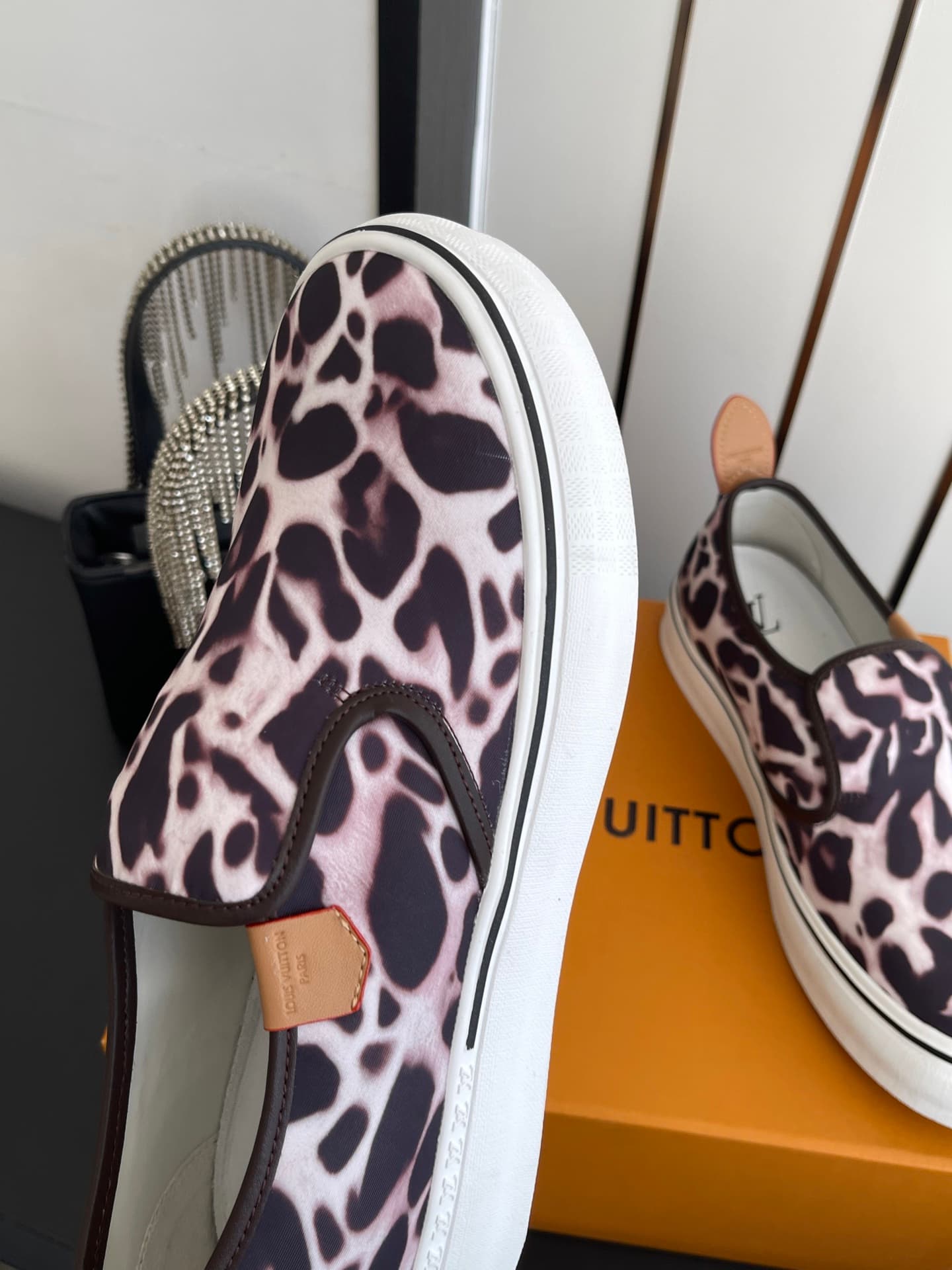 D9115 🏧𝐋𝐕 Louis Vuitton 2027 spring/summer runway-style LV Combi flat shoes, canvas printed casual shoes💁‍♂️ Men’s board shoes. — image 5