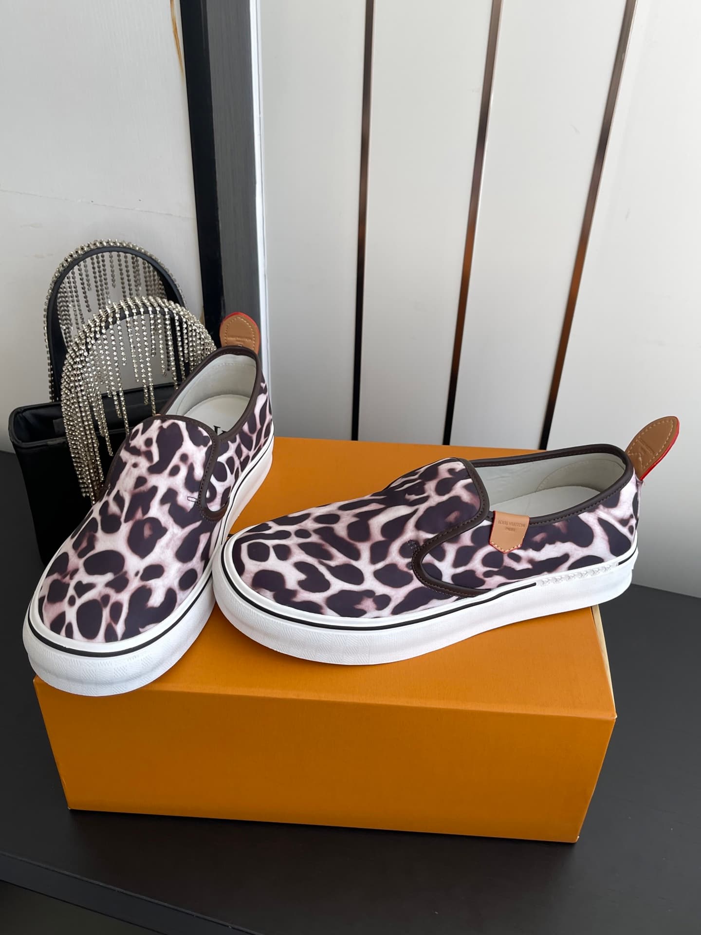 D9115 🏧𝐋𝐕 Louis Vuitton 2027 spring/summer runway-style LV Combi flat shoes, canvas printed casual shoes💁‍♂️ Men’s board shoes. — image 7