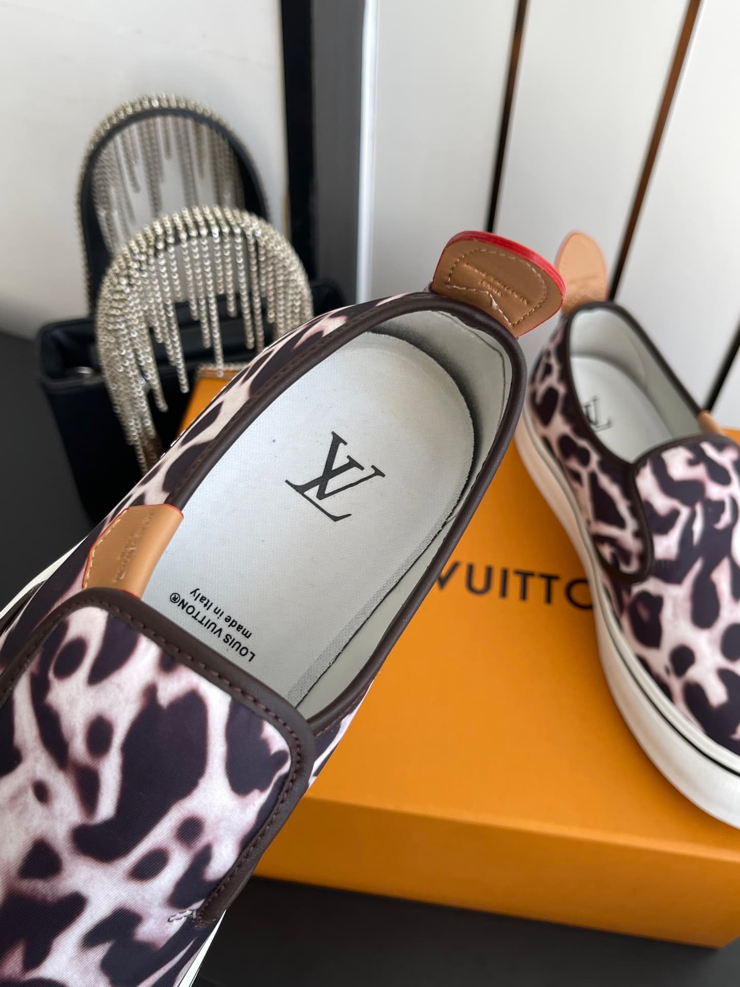 D9115 🏧𝐋𝐕 Louis Vuitton 2027 spring/summer runway-style LV Combi flat shoes, canvas printed casual shoes💁‍♂️ Men’s board shoes. — image 4