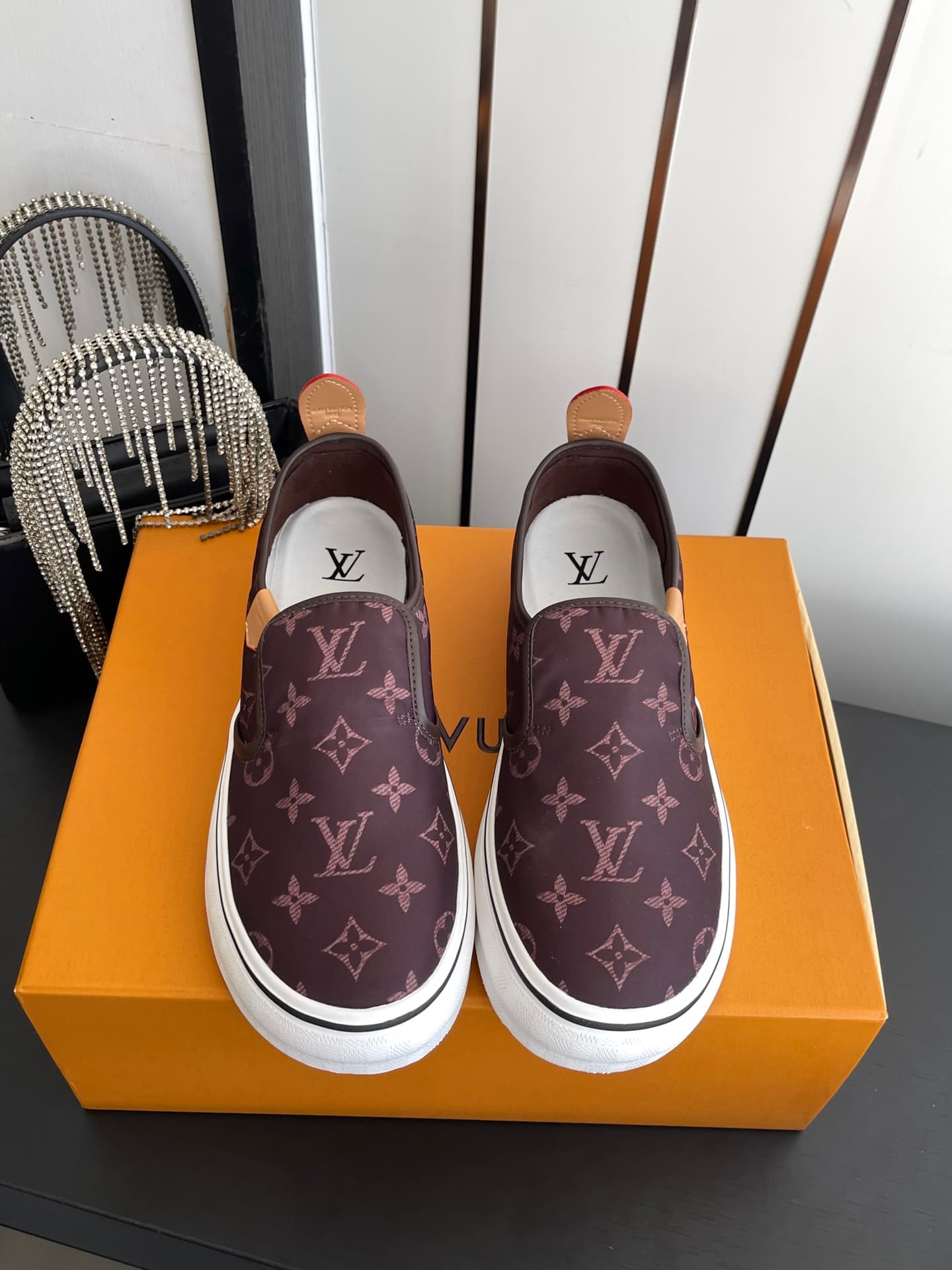 D9114 🏧𝐋𝐕 Louis Vuitton 2027 spring/summer runway model LV Combi flat shoes, canvas print casual shoes💁‍♂️ Men’s board shoes. — image 2