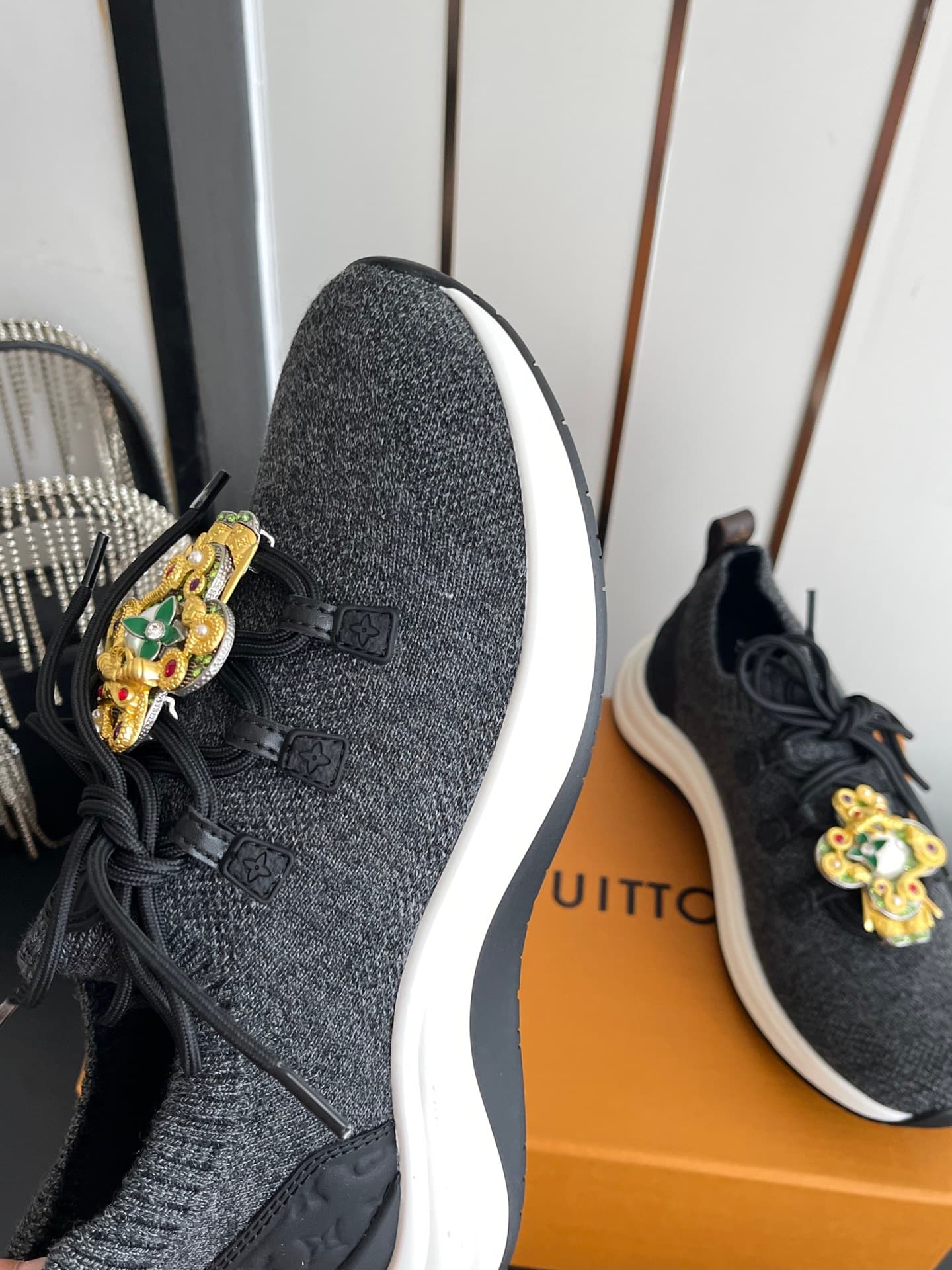 D9119 [Accessories + 120] — image 7