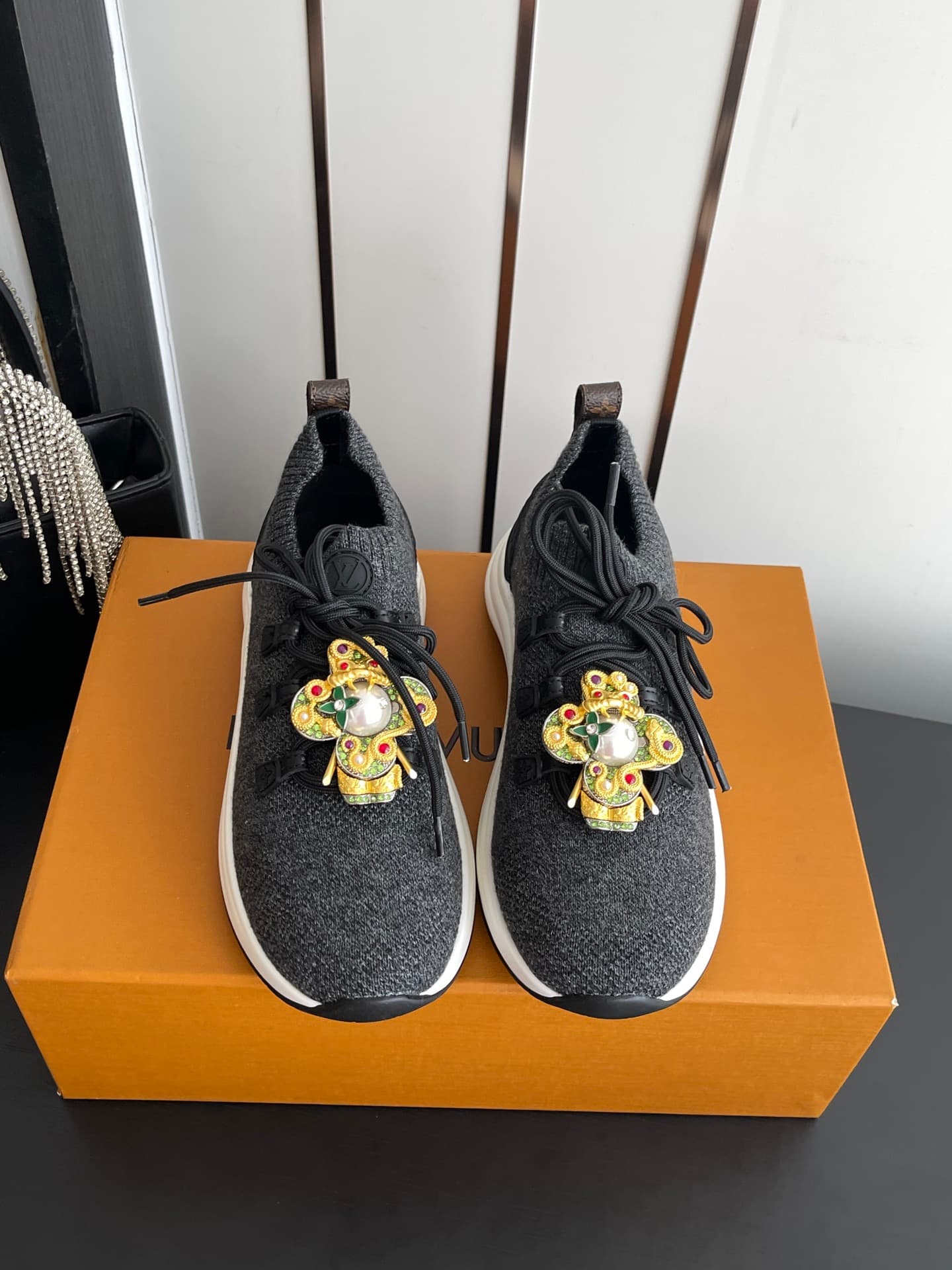 D9119 [Accessories + 120] — image 2
