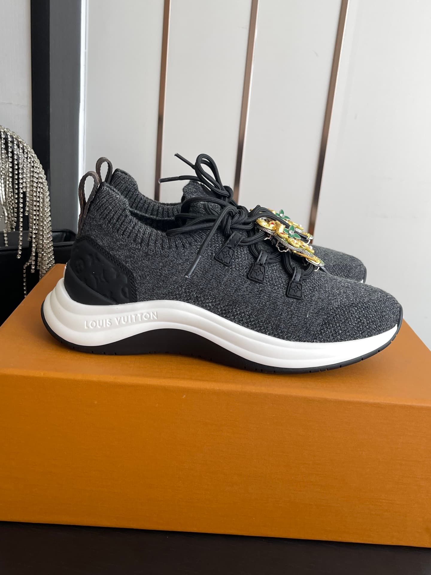 D9119 [Accessories + 120] — image 5