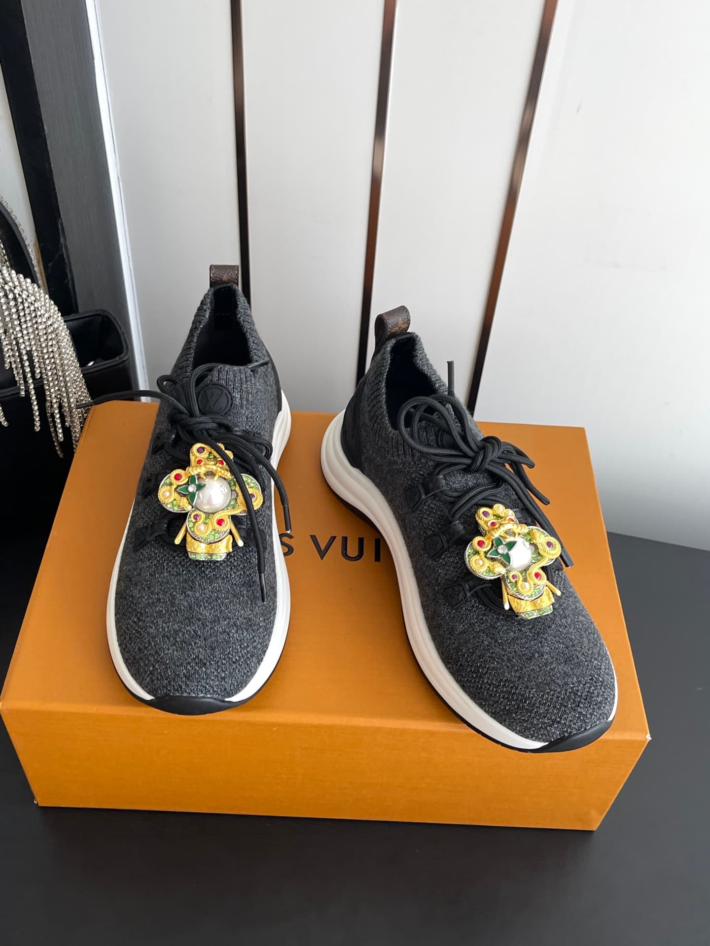 D9119 [Accessories + 120] — image 3