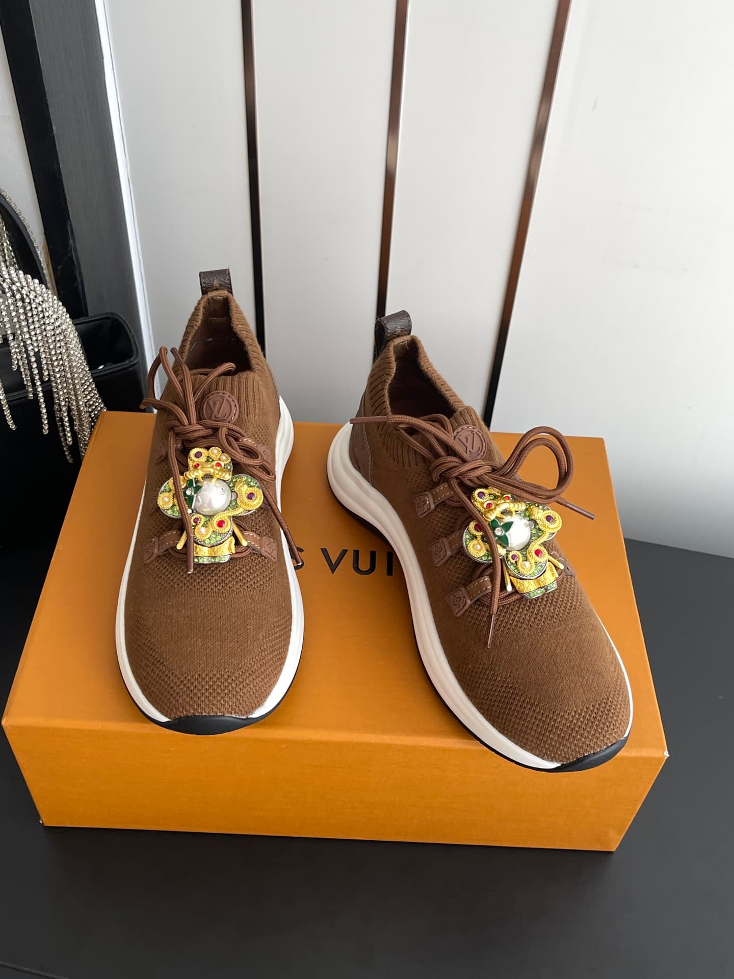 D9121 [Accessories + 120] — image 3