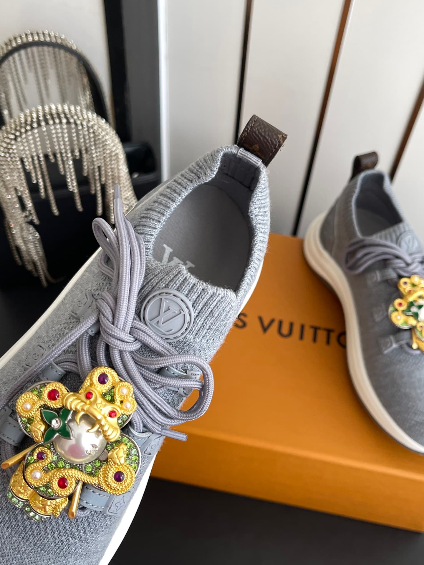 D9123 [Accessories + 120] — image 6