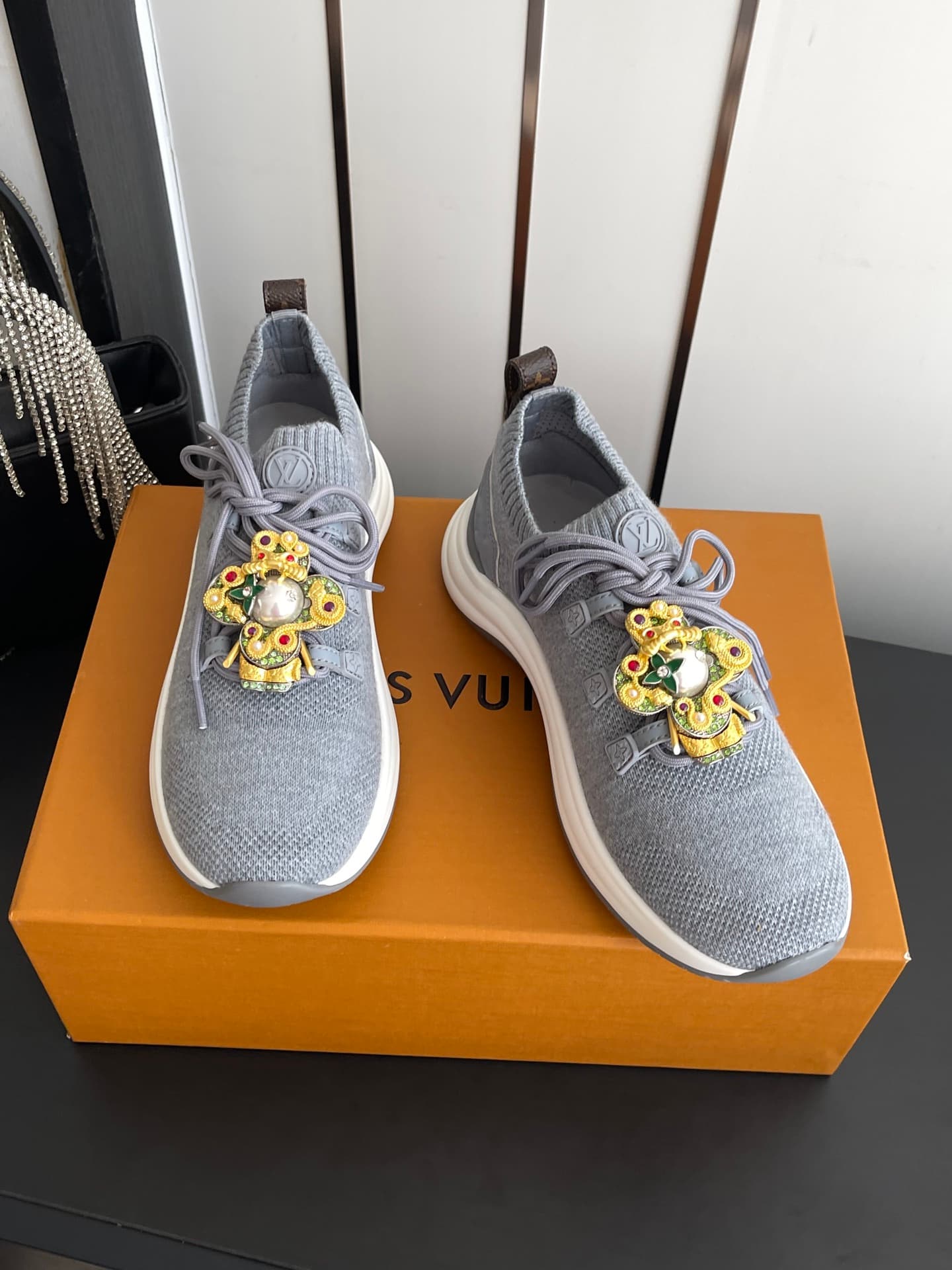 D9123 [Accessories + 120] — image 3