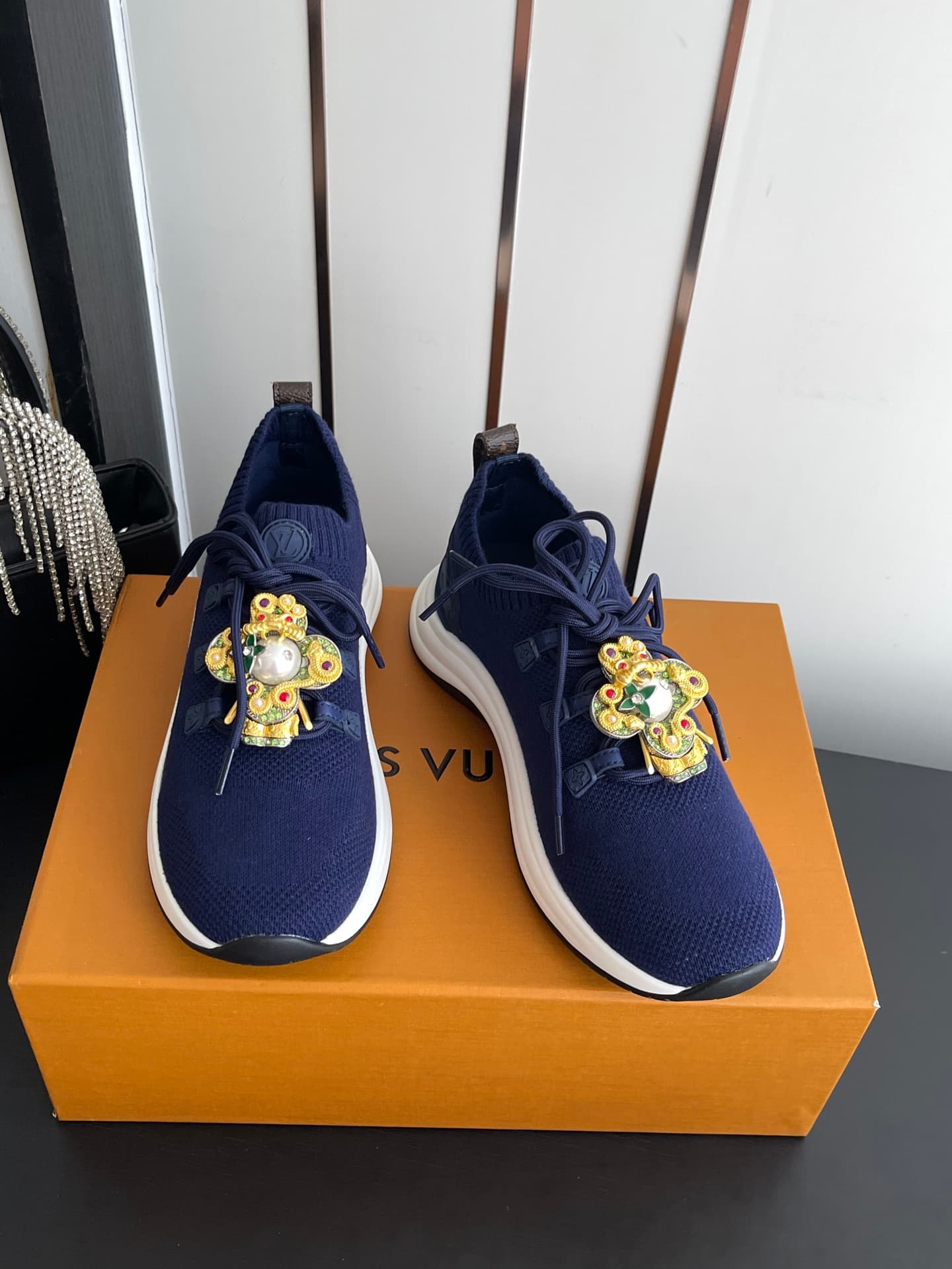 D9127 [Accessories + 120] — image 3