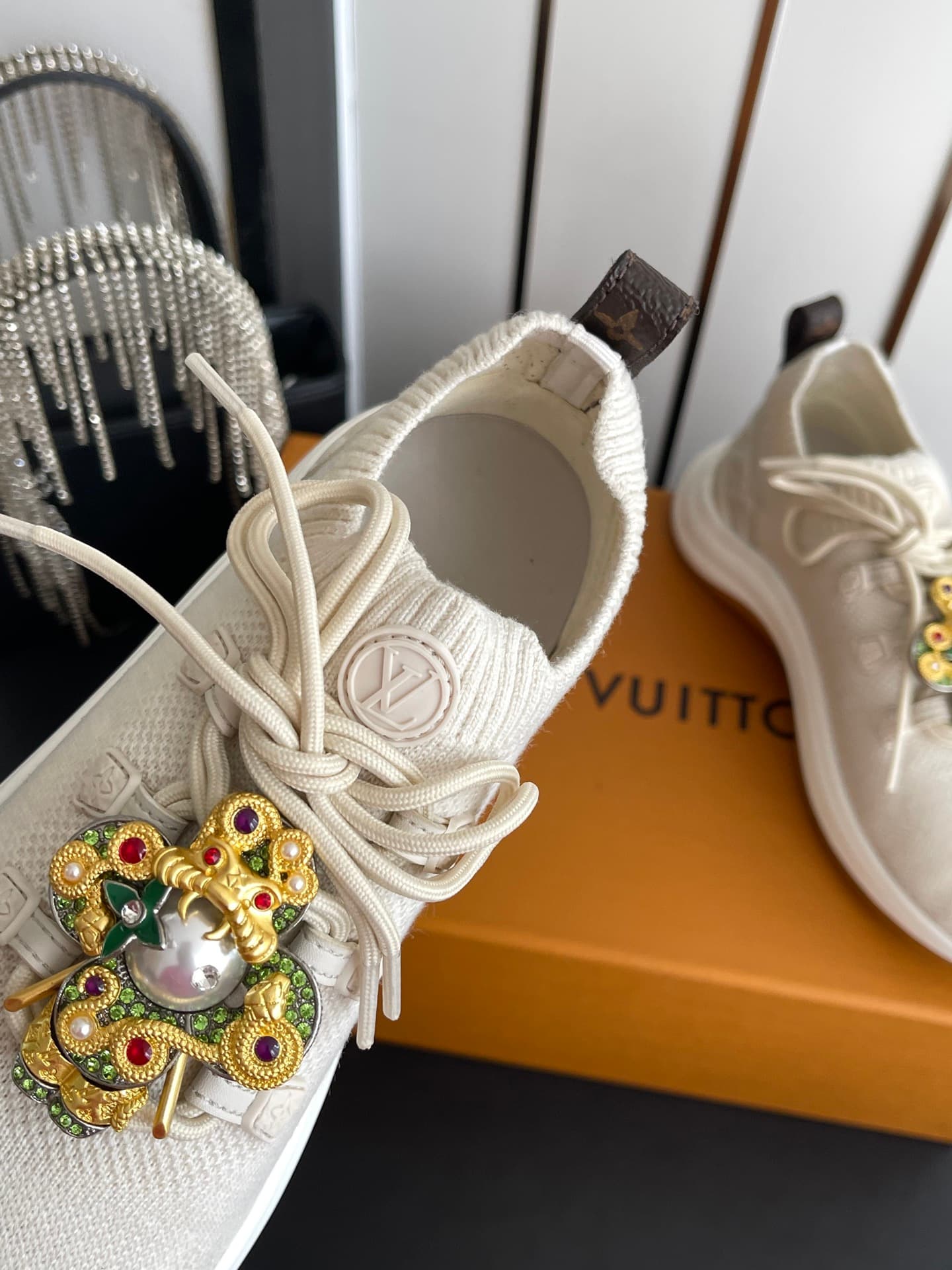 D9126 [Accessories + 120] — image 6