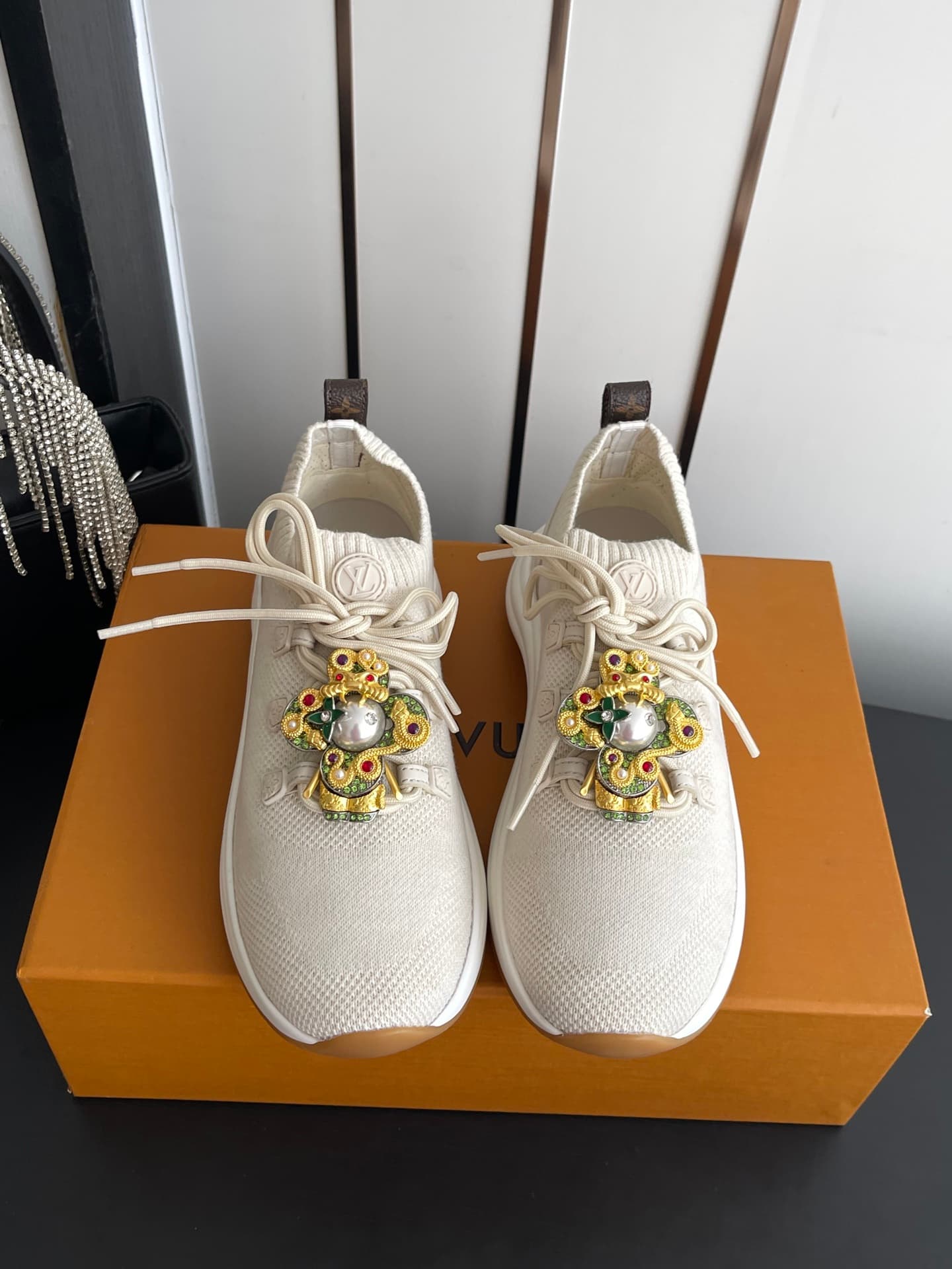 D9126 [Accessories + 120] — image 2