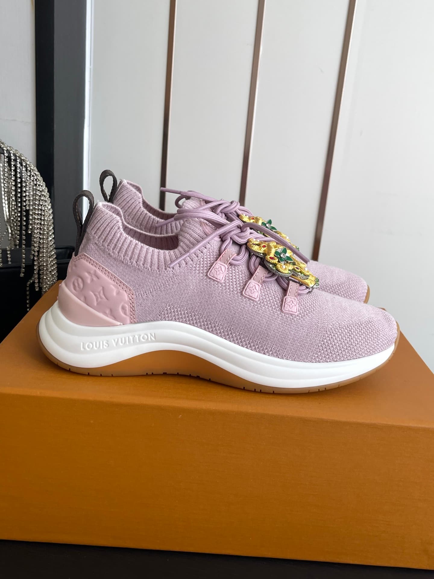 D9125 [Accessories + 120] — image 5