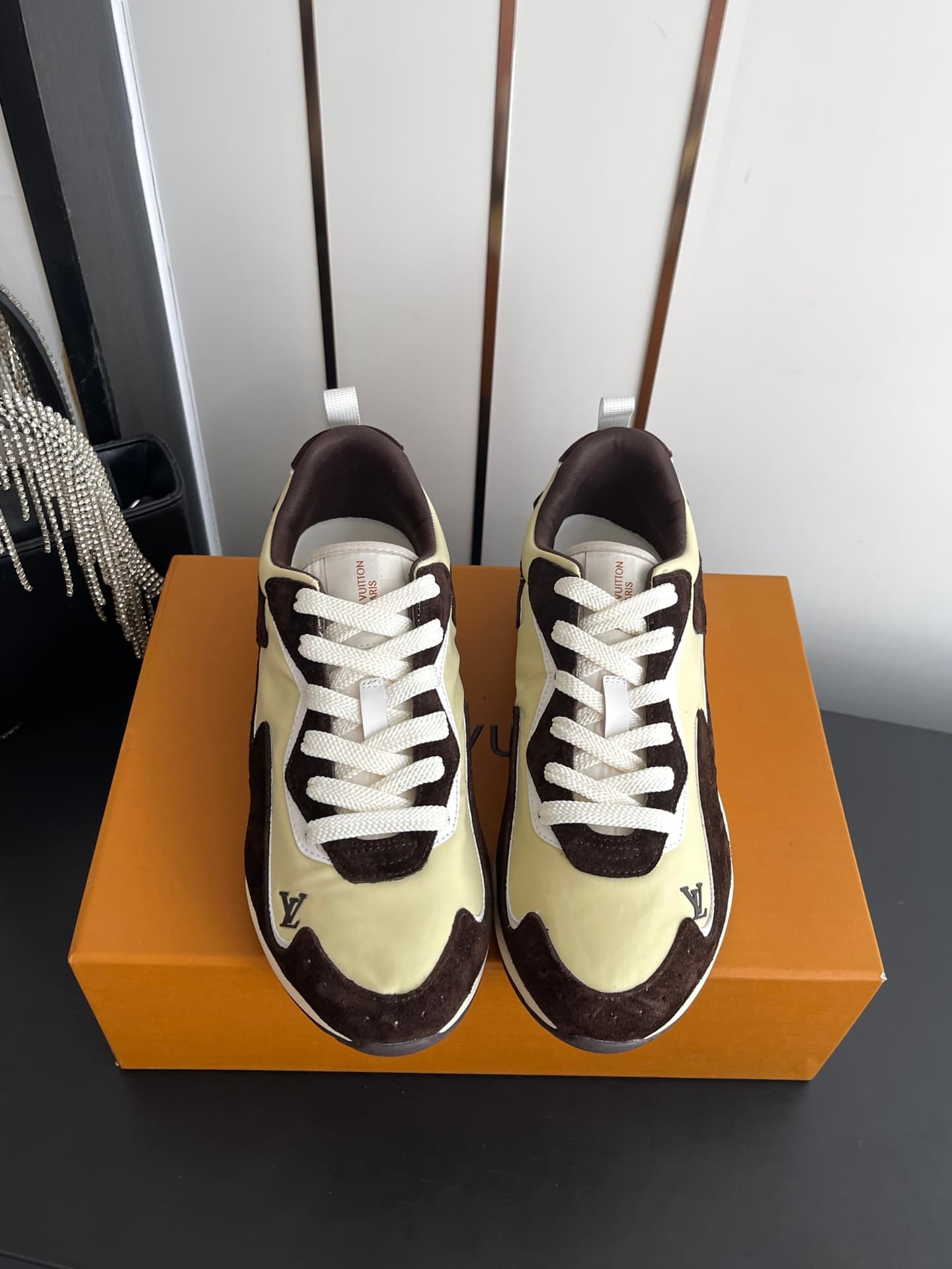 D9136 🏧𝐋𝐕 Dro’s latest collection of casual sports shoes — image 2