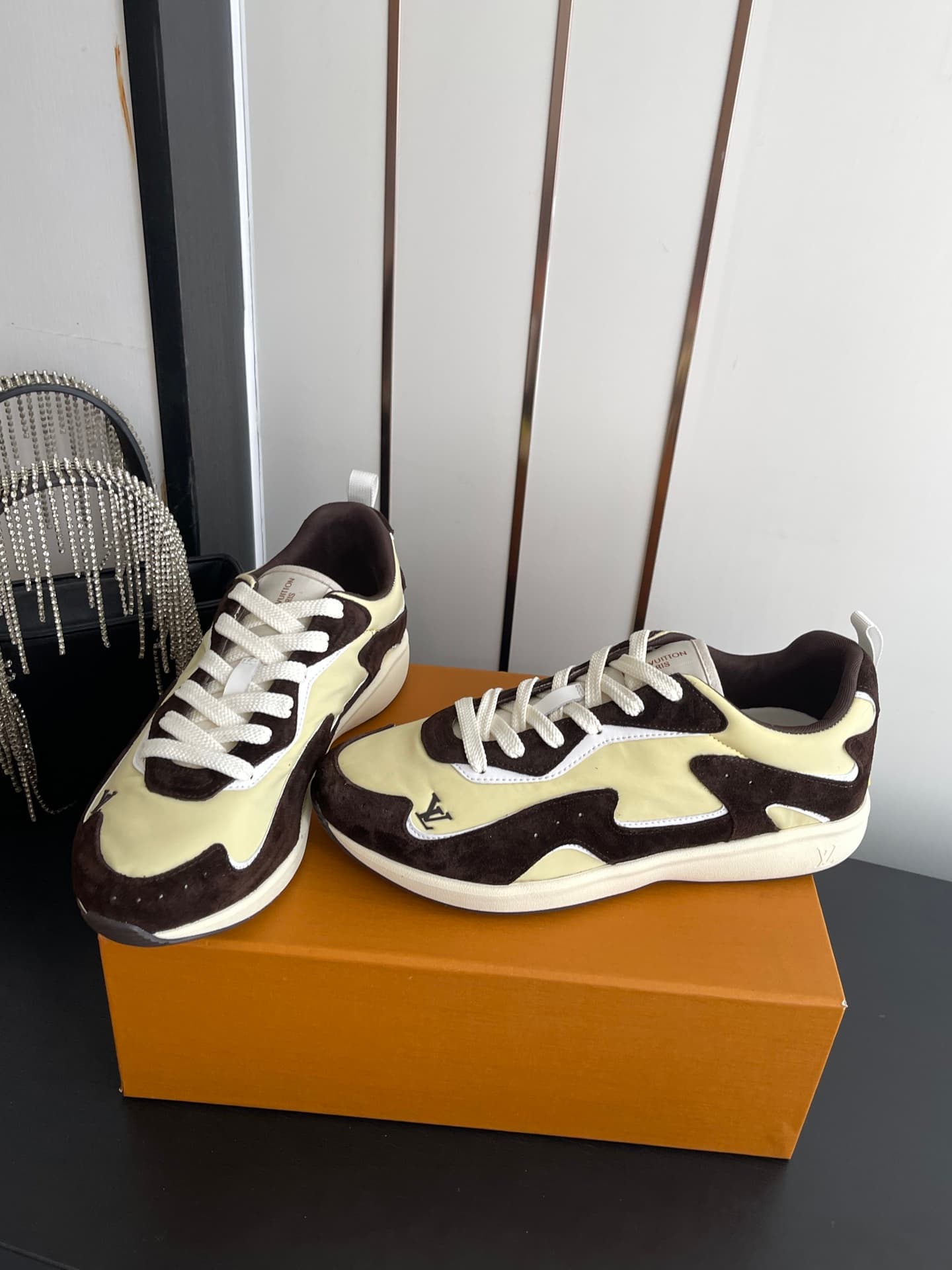 D9136 🏧𝐋𝐕 Dro’s latest collection of casual sports shoes — image 7