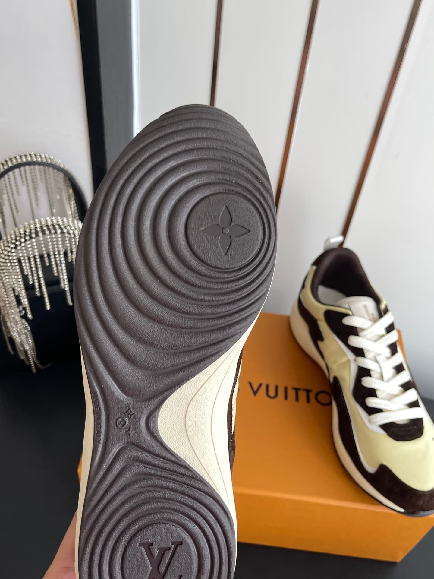 D9136 🏧𝐋𝐕 Dro’s latest collection of casual sports shoes — image 8