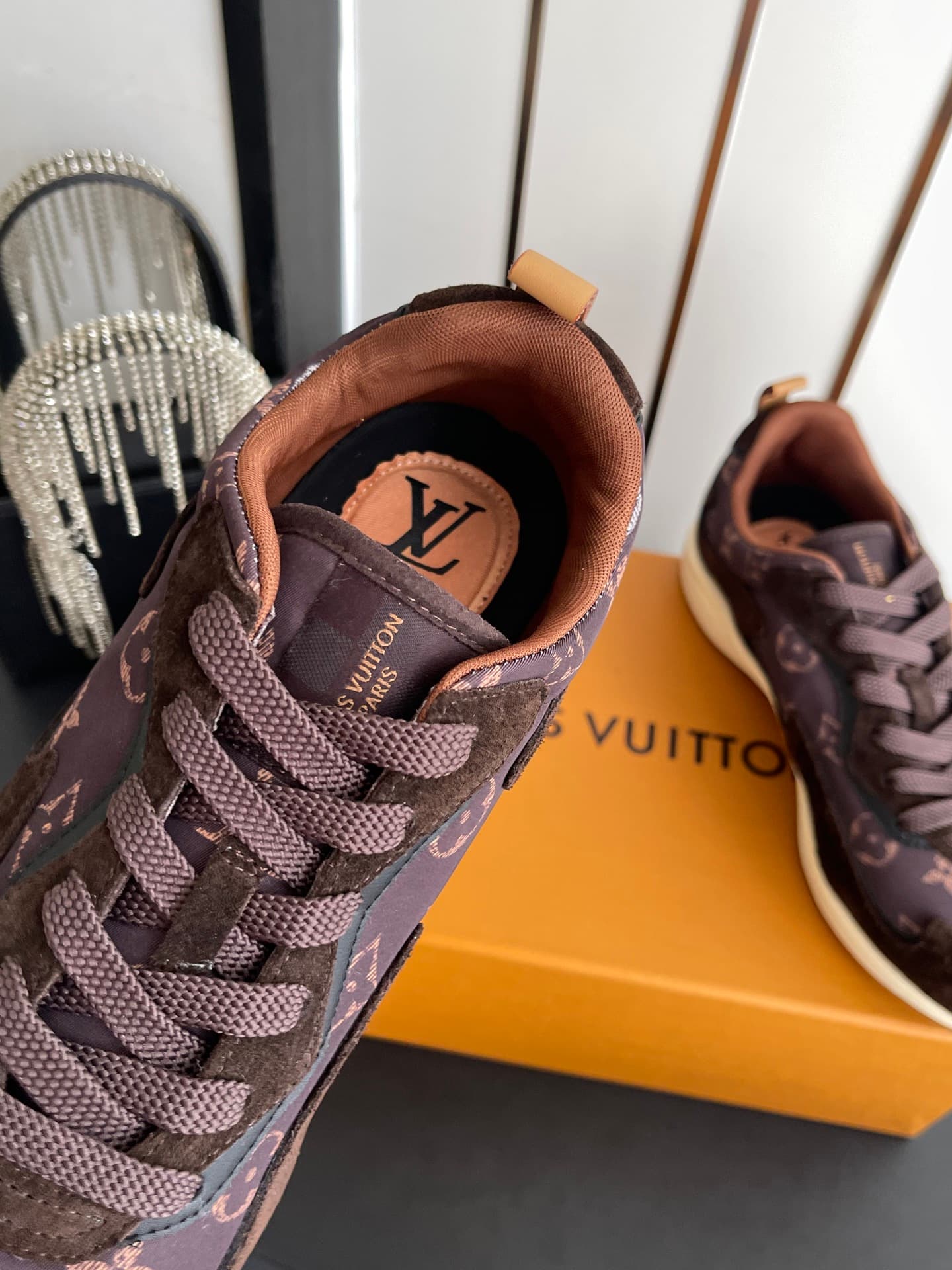 D9138 🏧𝐋𝐕 Dro’s Latest Collection: Casual Sports Shoes — image 4