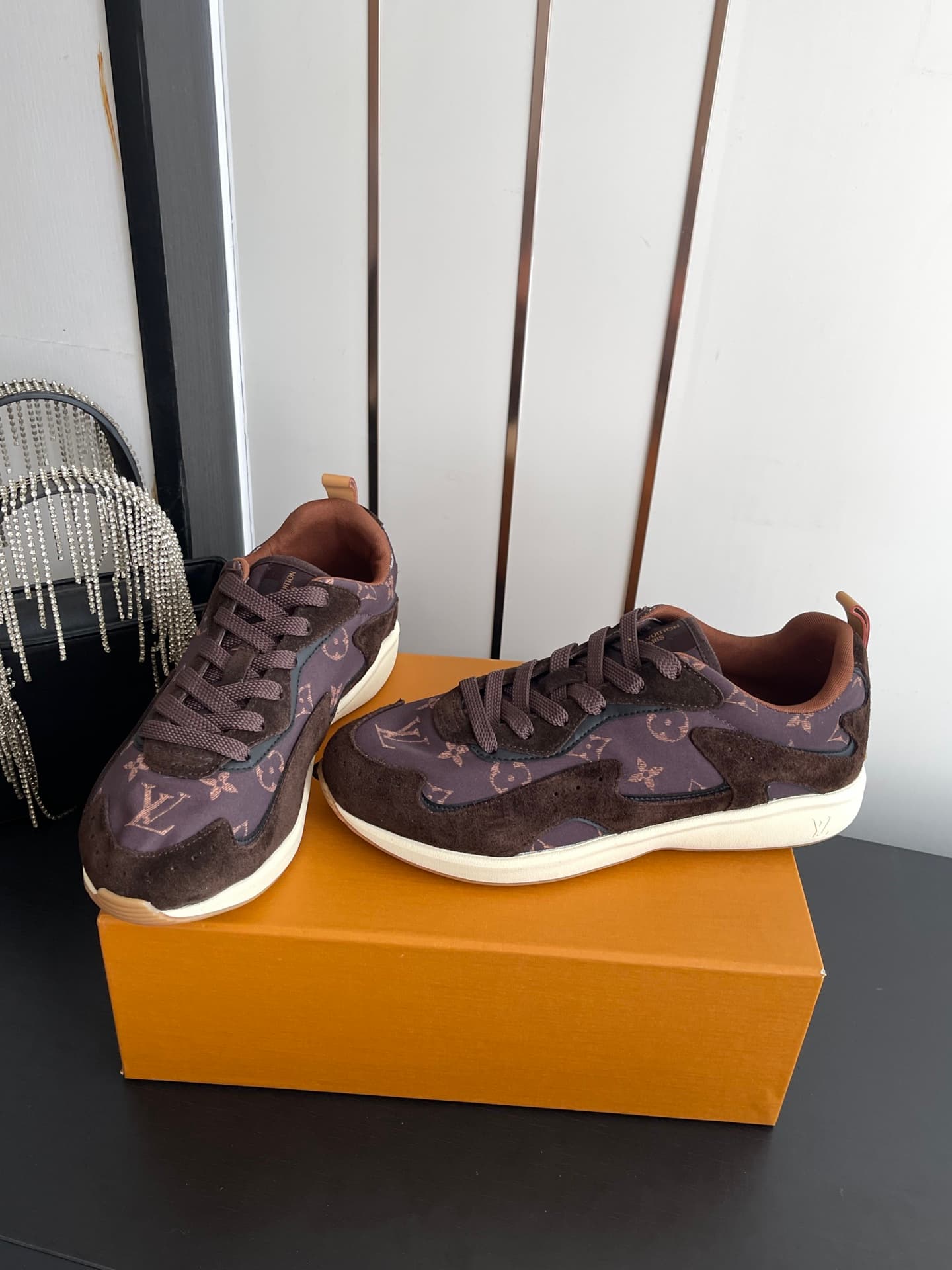 D9138 🏧𝐋𝐕 Dro’s Latest Collection: Casual Sports Shoes — image 7