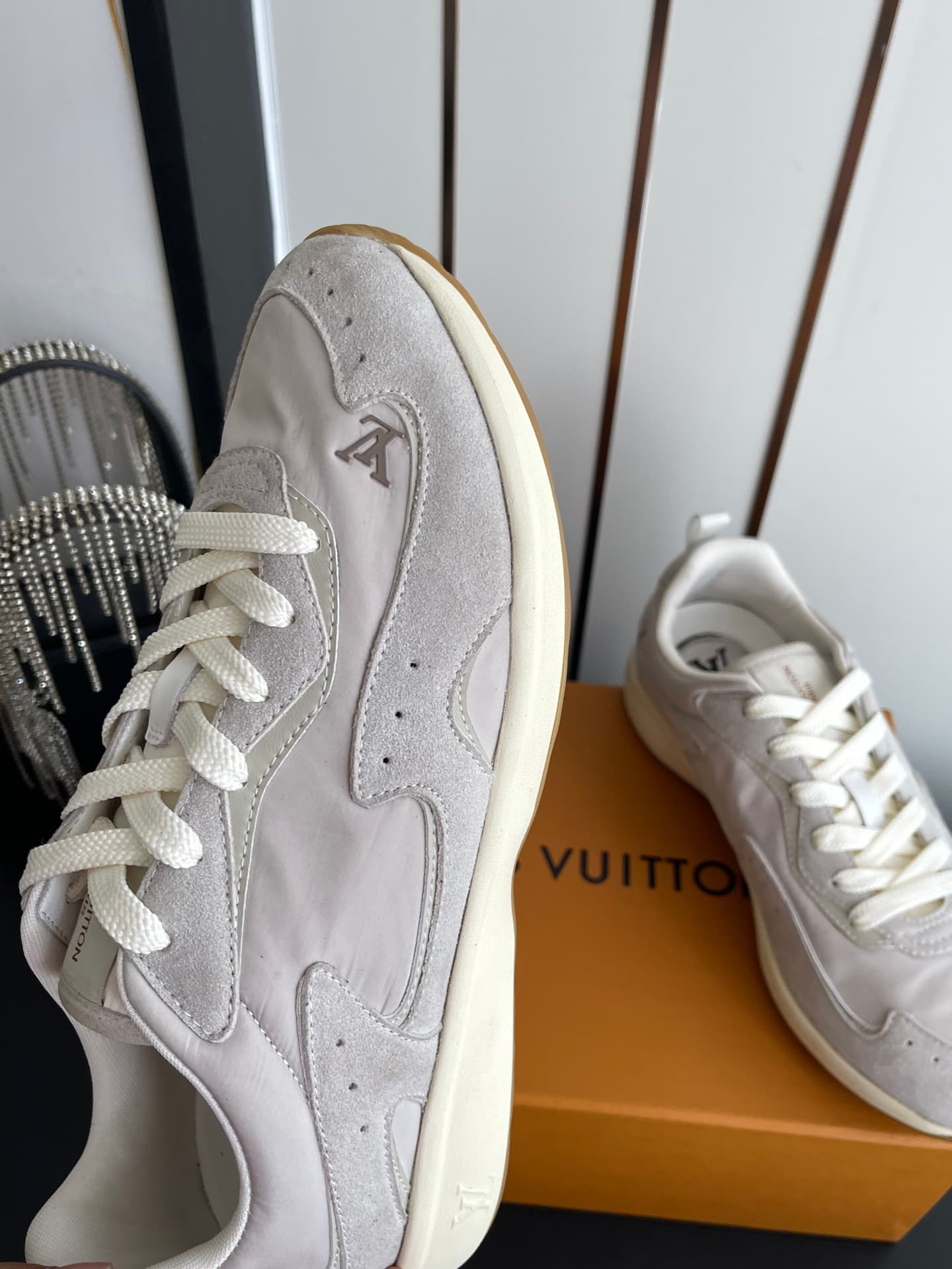 D9137 🏧𝐋𝐕 Dro’s latest collection of casual sports shoes — image 5