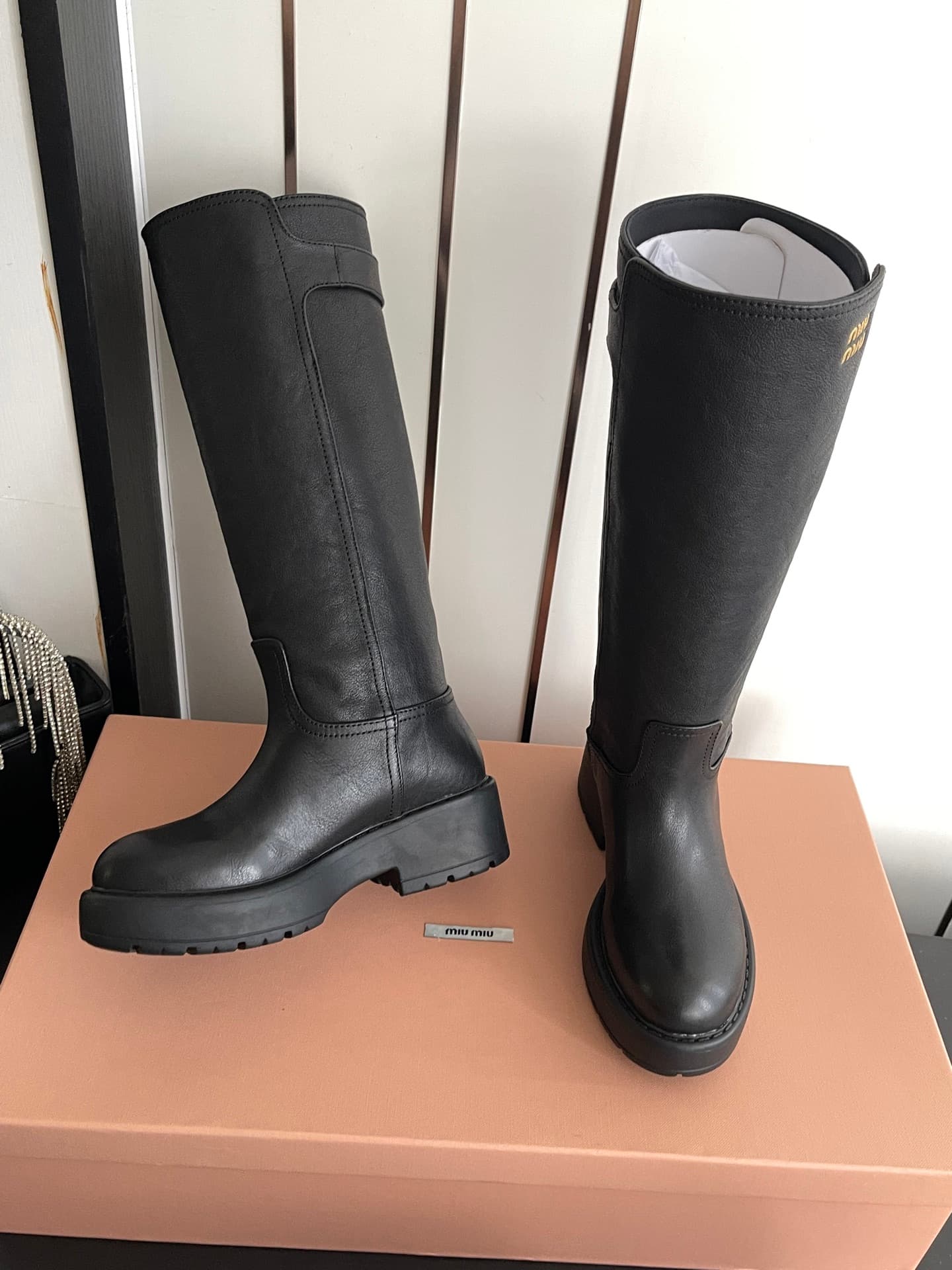 D10588 🏧𝐌𝐢𝐮𝐌𝐢𝐮/MiuMiu Autumn-Winter Runway Collection: Vintage Thick-Sole Bikeshoes & Martin Boots, Straight-Leg Boots💃🏽 — image 4