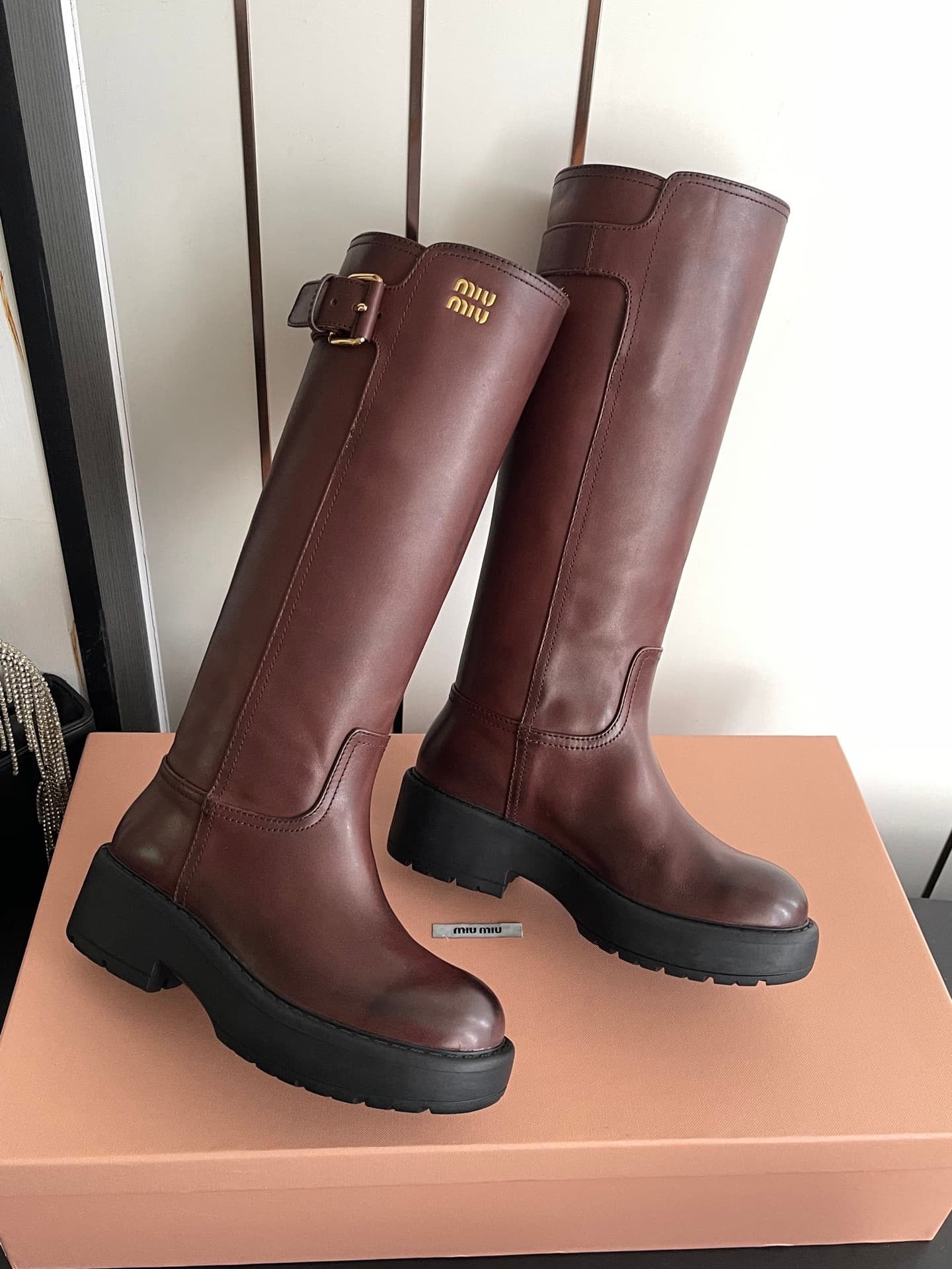 D10590 🏧𝐌𝐢𝐮𝐌𝐢𝐮/MiuMiu Autumn-Winter Show Collection: Vintage Thick-Sole Biker Boots, Martin Boots, Straight-Leg Boots💃🏽 — image 6