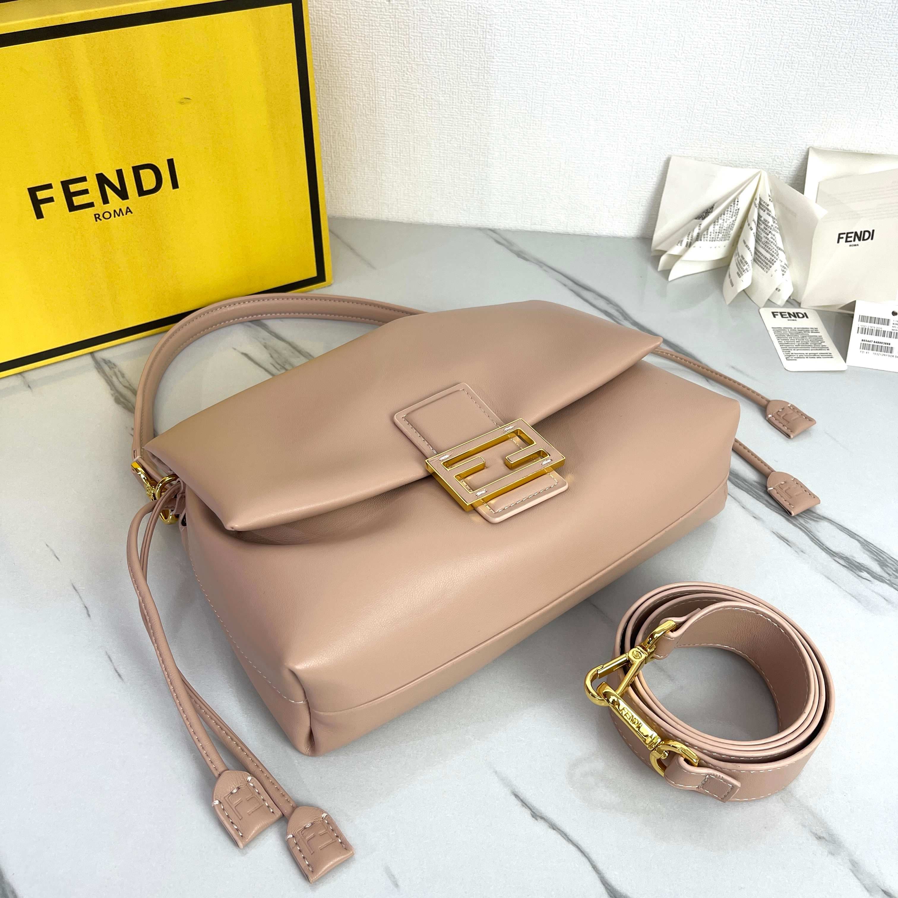 C2790 Medium size, new model 🆕 Fendi2025 – New Mamma brand! — image 3