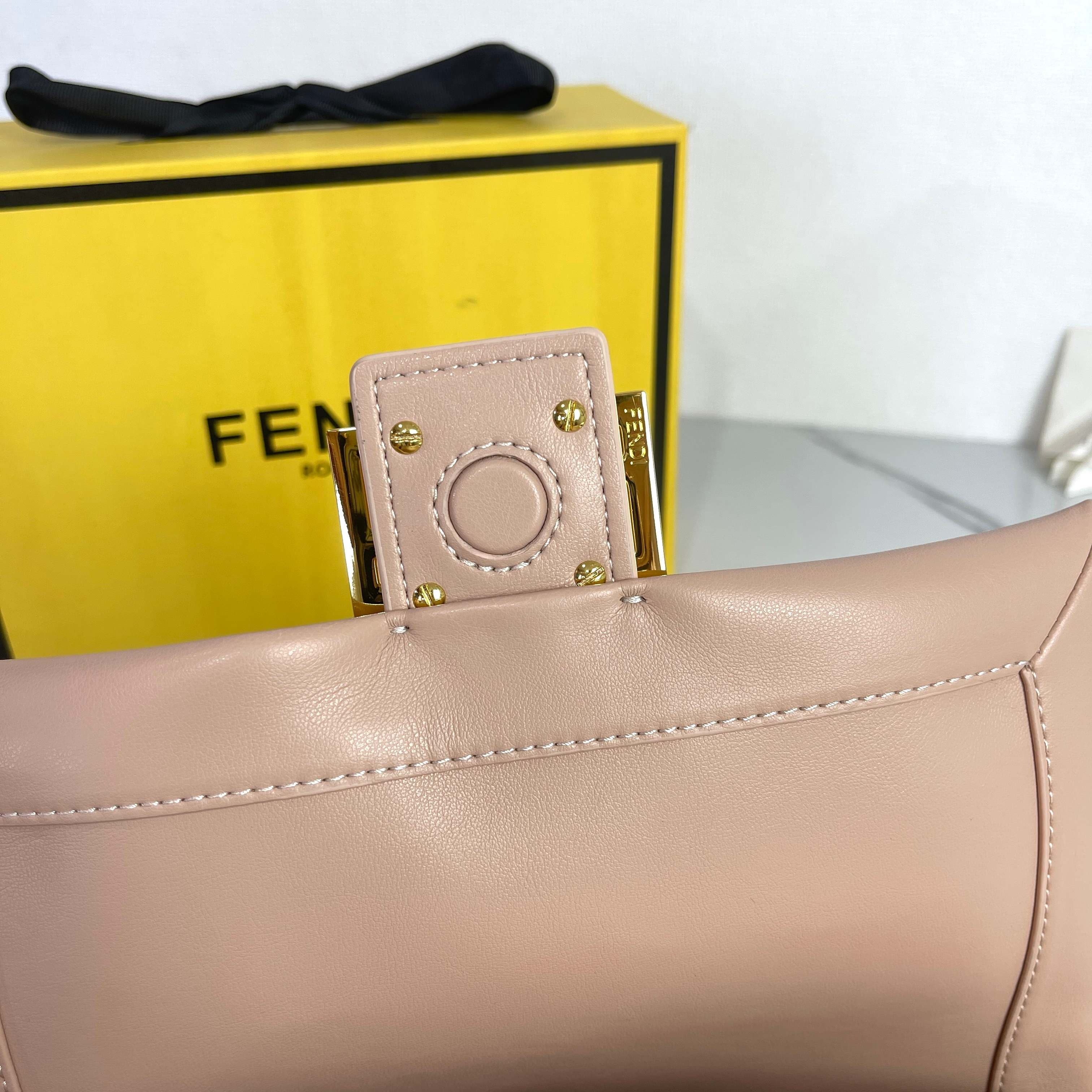 C2790 Medium size, new model 🆕 Fendi2025 – New Mamma brand! — image 6
