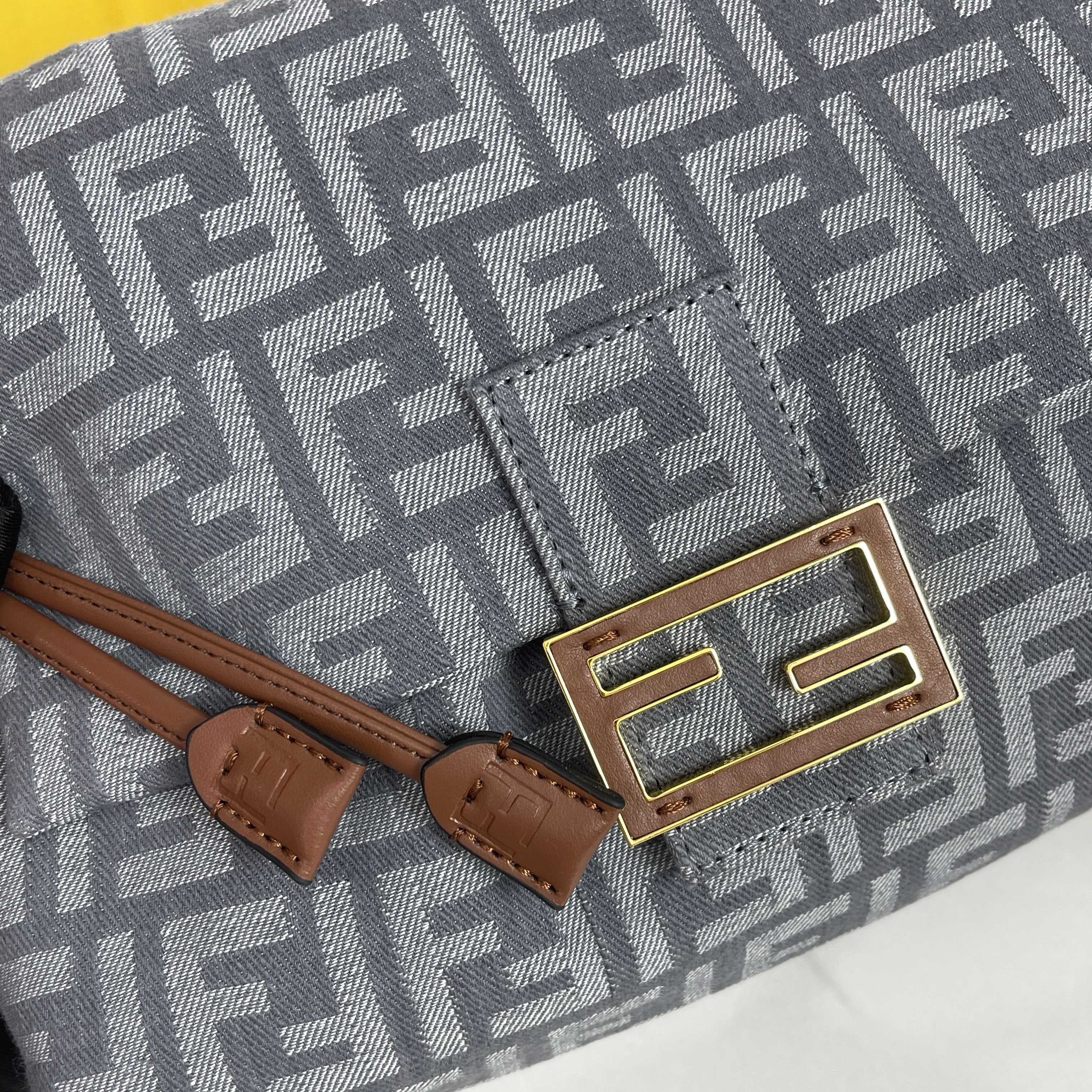 C2792 Medium size, new model 🆕 Fendi2025 – New Mamma type! — image 5