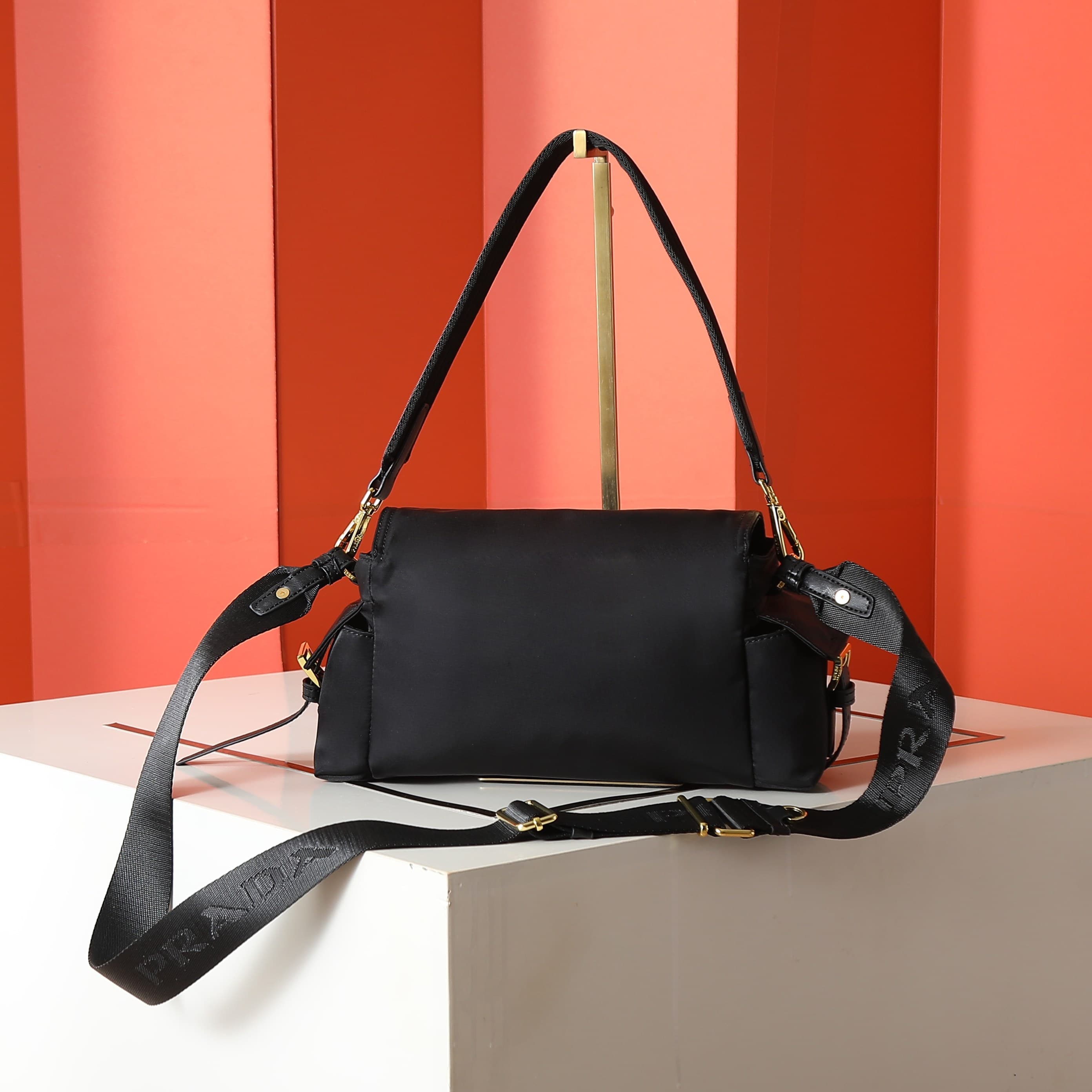 C7007 🎉New postman bag🎉1B2026 small size🎉🎉 — image 4