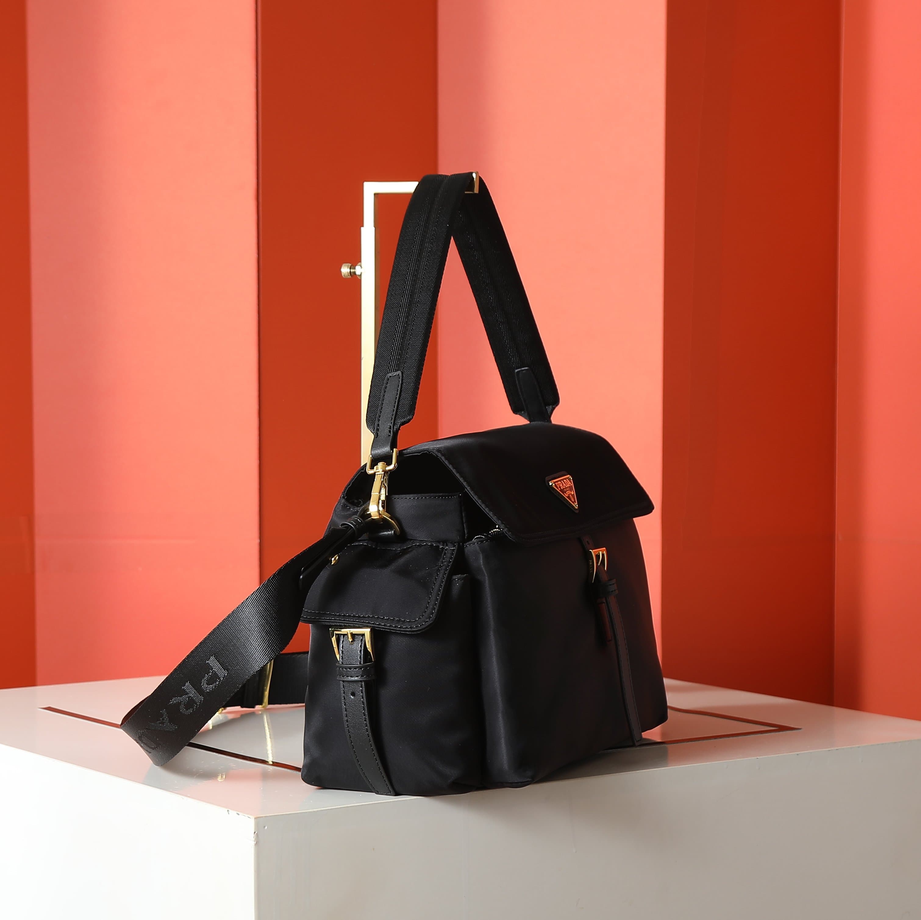 C7005 Batch 🎉 New postman bag 2027, large size 💰 🎉 — image 2