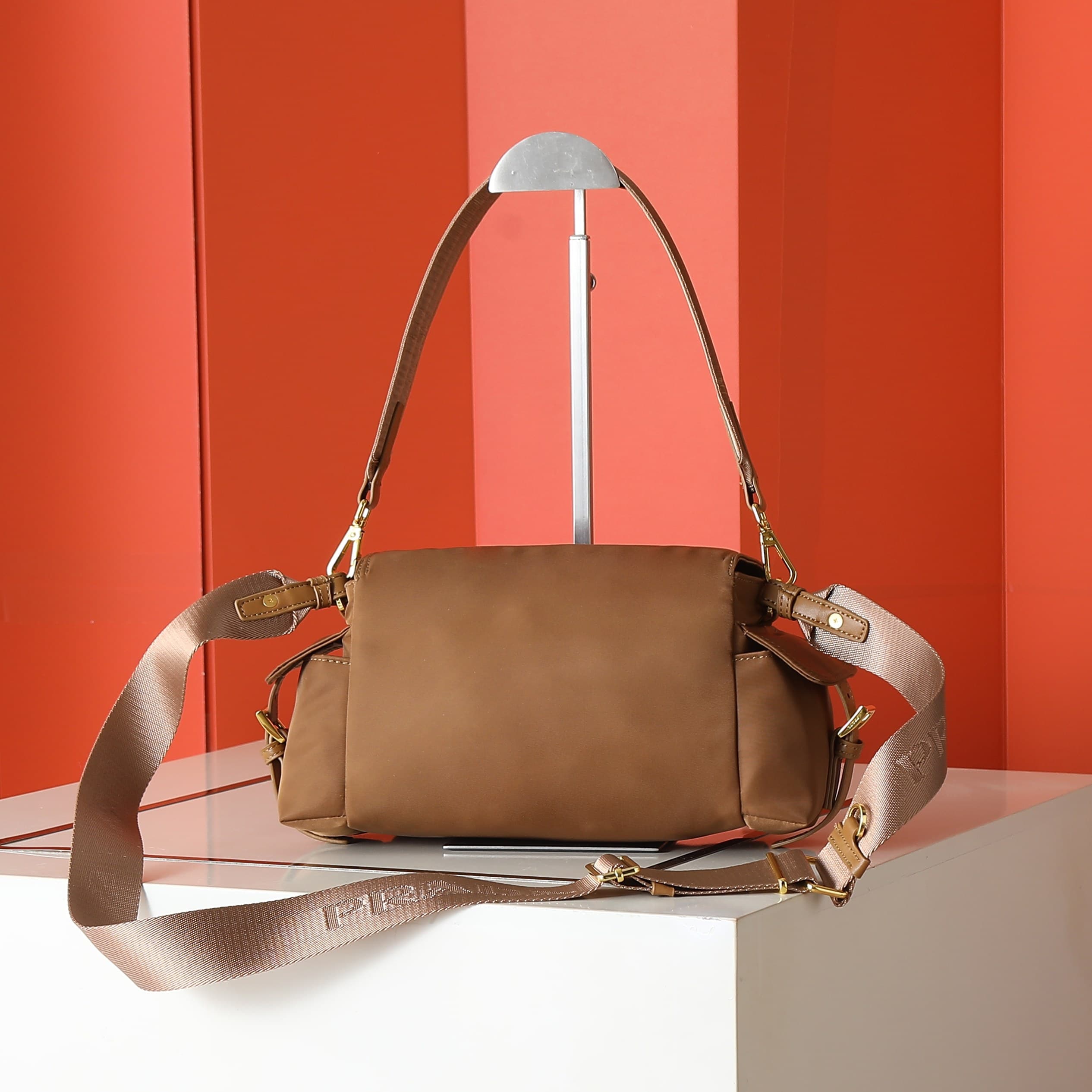 C7006 🎉New delivery bag 🎉1B2026 small size 🎉🎉 — image 4