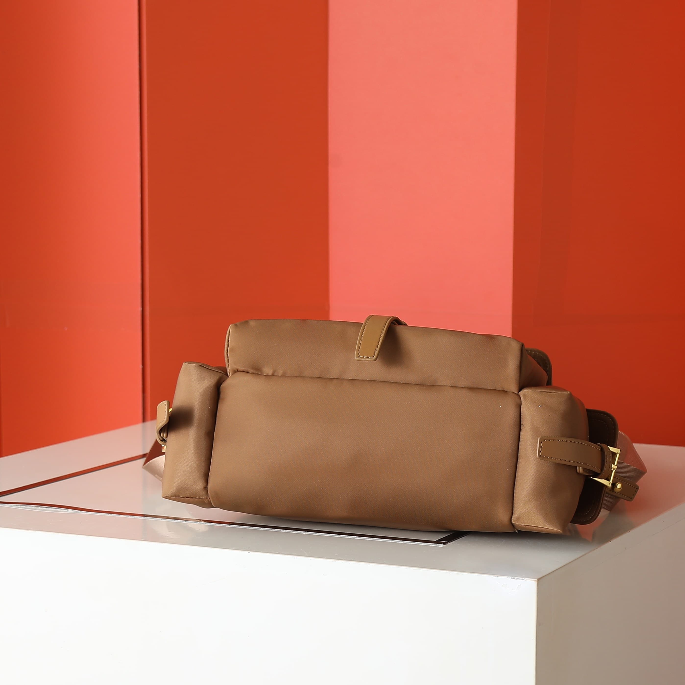 C7006 🎉New delivery bag 🎉1B2026 small size 🎉🎉 — image 5