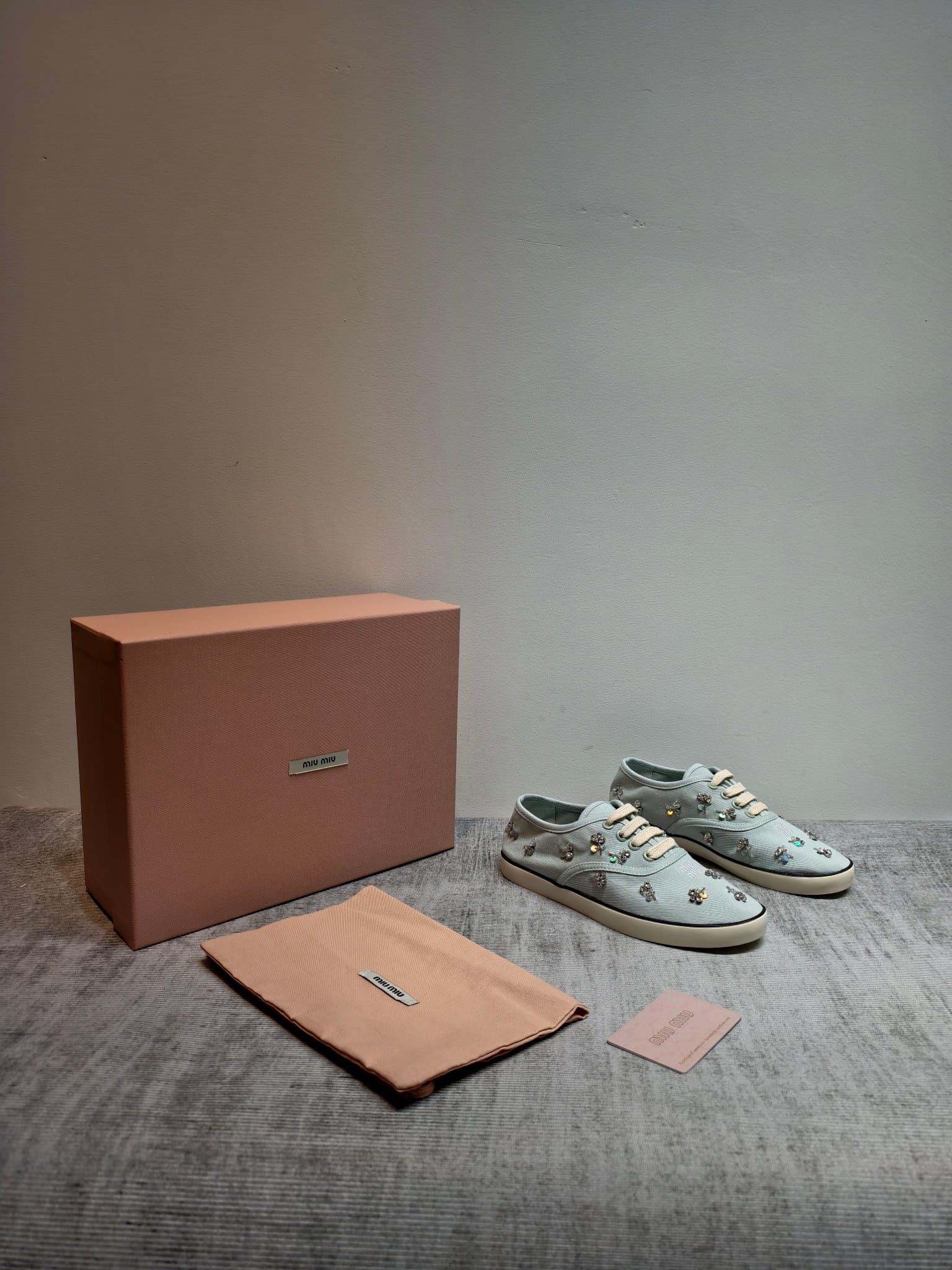D10641 MIUMIU 2026 new model. The upper is made of twill canvas (textile material) with a textile lining. The sole is made of rubber with the brand logo. The insole is a detachable fabric insole, ensuring comfort and a distinct brand style. Signature “dia — image 3