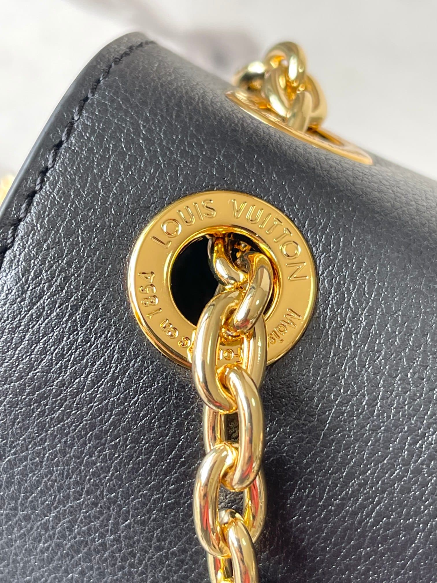 C5178 Original model enhanced version + semi-steel hardware, 163C dynamic chip [Madeleine BB handbag] m28424, gothic/black color; m28588, gothic/brown color — image 8