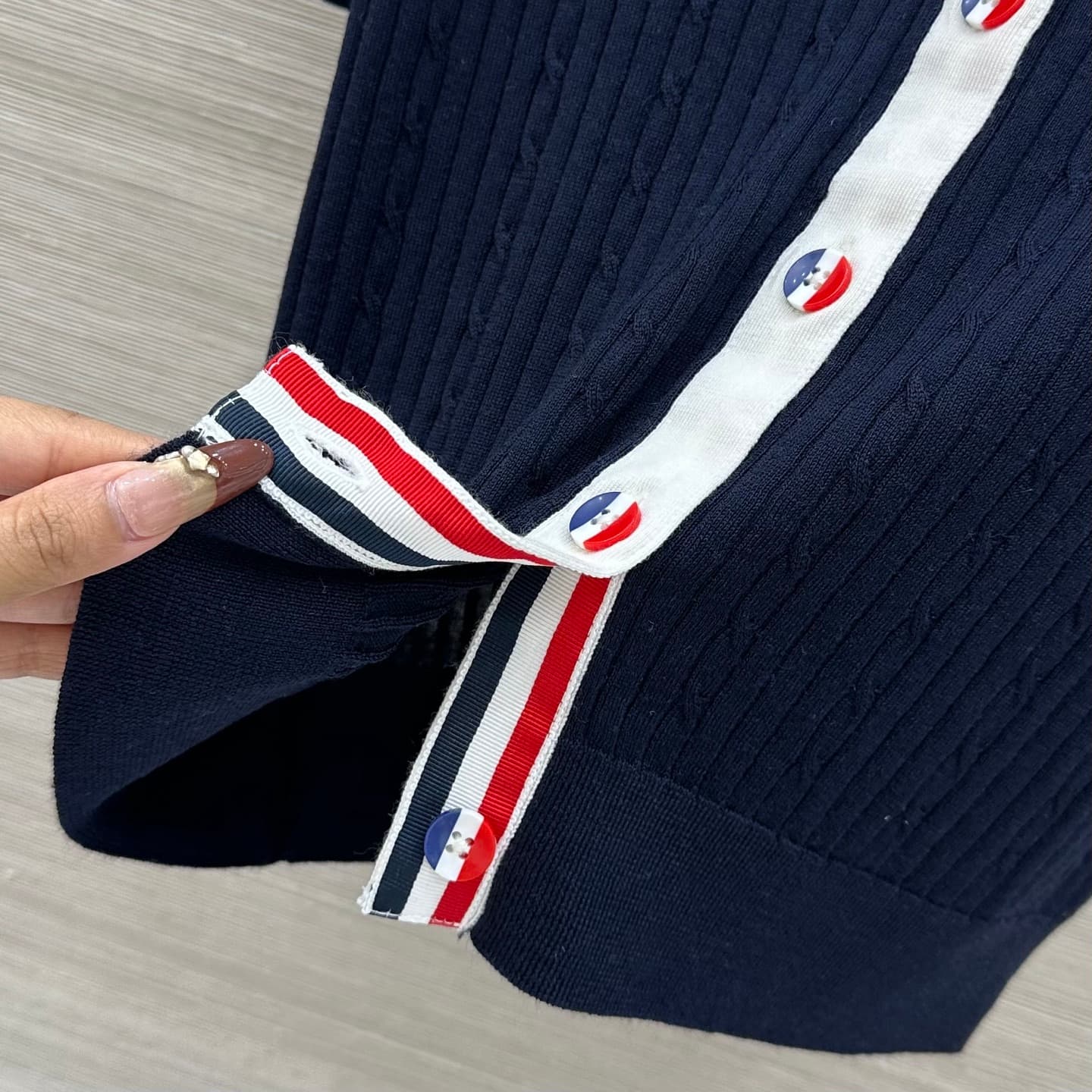 C18536 Exclusive release by VP❤️, high-quality original product! TB British-style fashion for aging prevention, 26 new spring collection – short sweater with dog embroidery and open-lapel silk-wool fabric! A must-have for fashionable women. YB-customized  — image 6