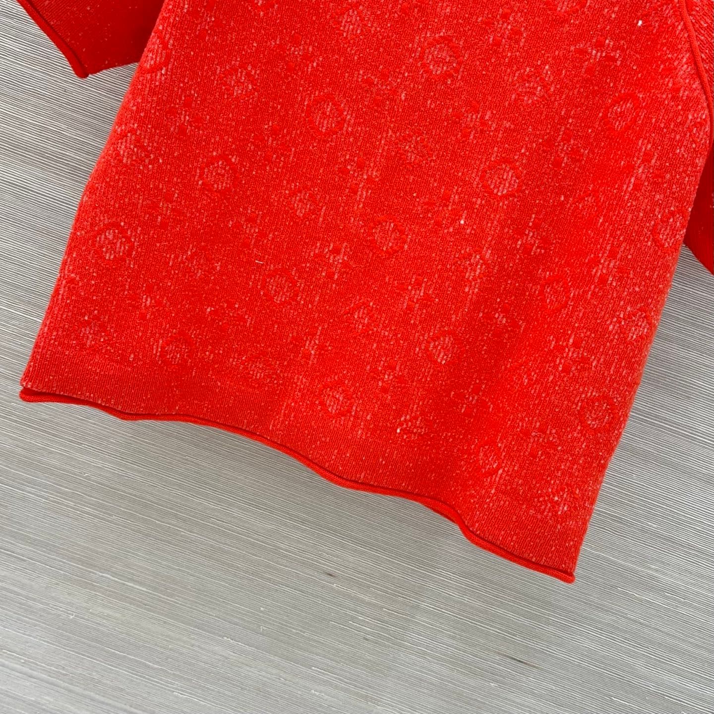 C18526 Highly recommended! Lou26s spring/summer new collection Nautical🗺️ series – MONOGRAM double-woven logo short-sleeve sweater. The specially dyed yarn truly highlights skin brightness. Imported wool yarn has an excellent texture! Perfect for beautifu — image 6