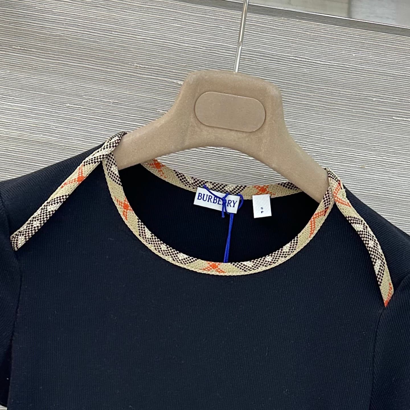 C18549 Original quality ❤️ Classic casual outfit for Bur family girls! T-shirt with color-woven check trim and one-shoulder short sleeves. Features embroidered “Rider” design – I absolutely love this fashionable style! The waist-catching fit is a must-hav — image 5