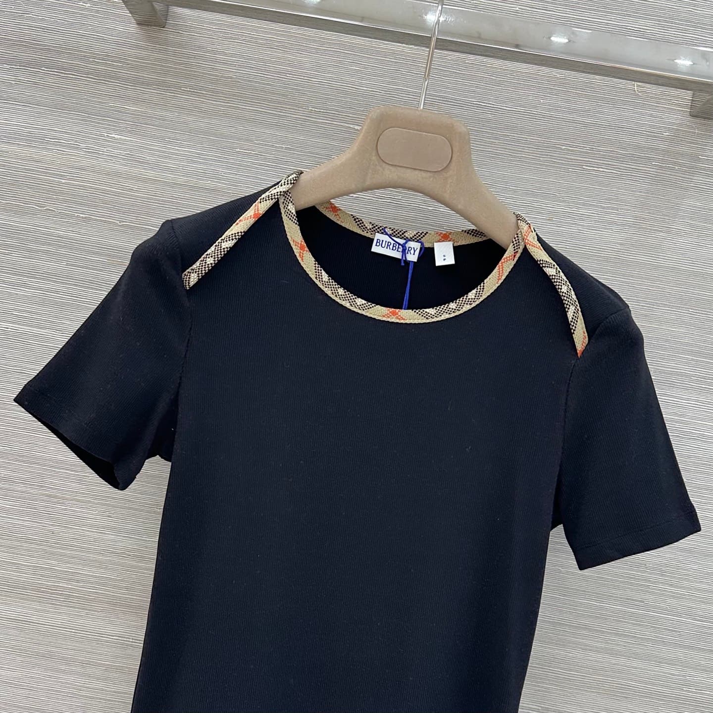 C18549 Original quality ❤️ Classic casual outfit for Bur family girls! T-shirt with color-woven check trim and one-shoulder short sleeves. Features embroidered “Rider” design – I absolutely love this fashionable style! The waist-catching fit is a must-hav — image 2